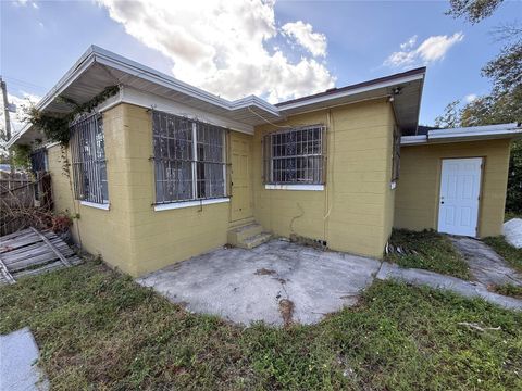 A home in TAMPA