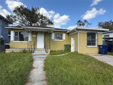 A home in TAMPA