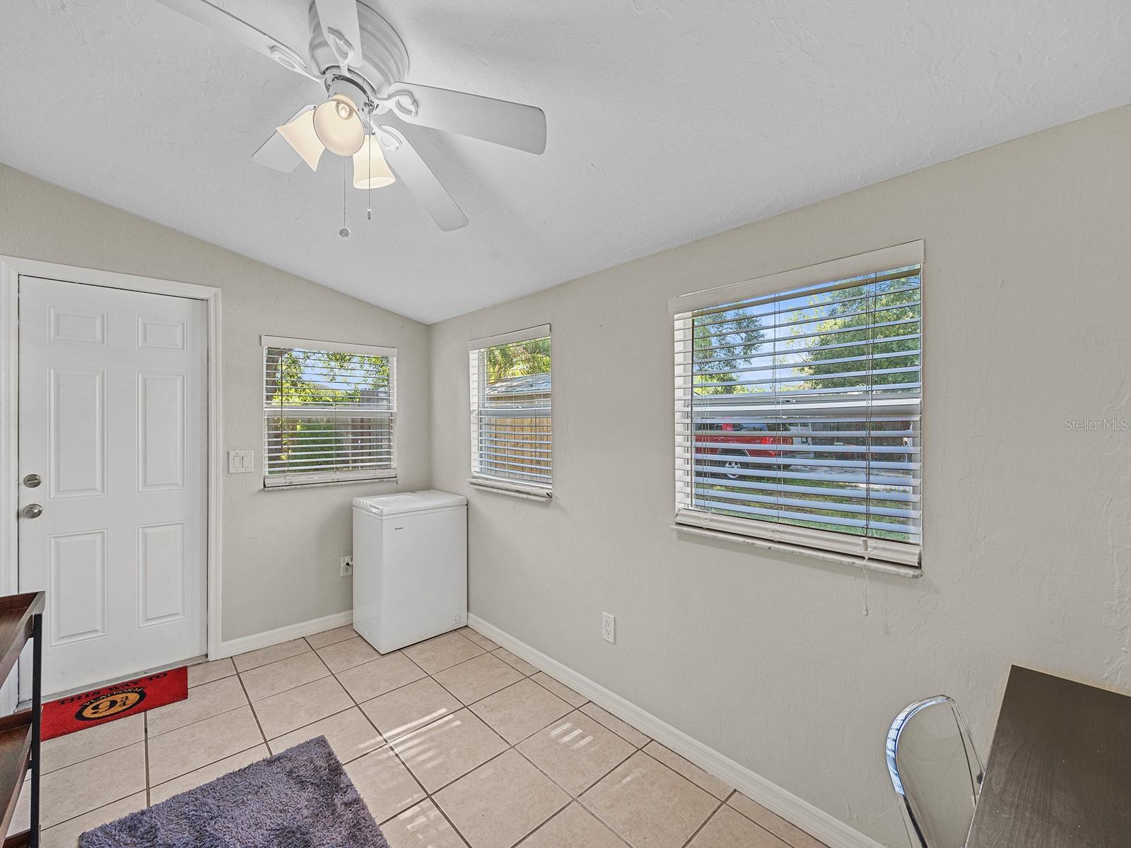 SOUTHRIDGE - Residential