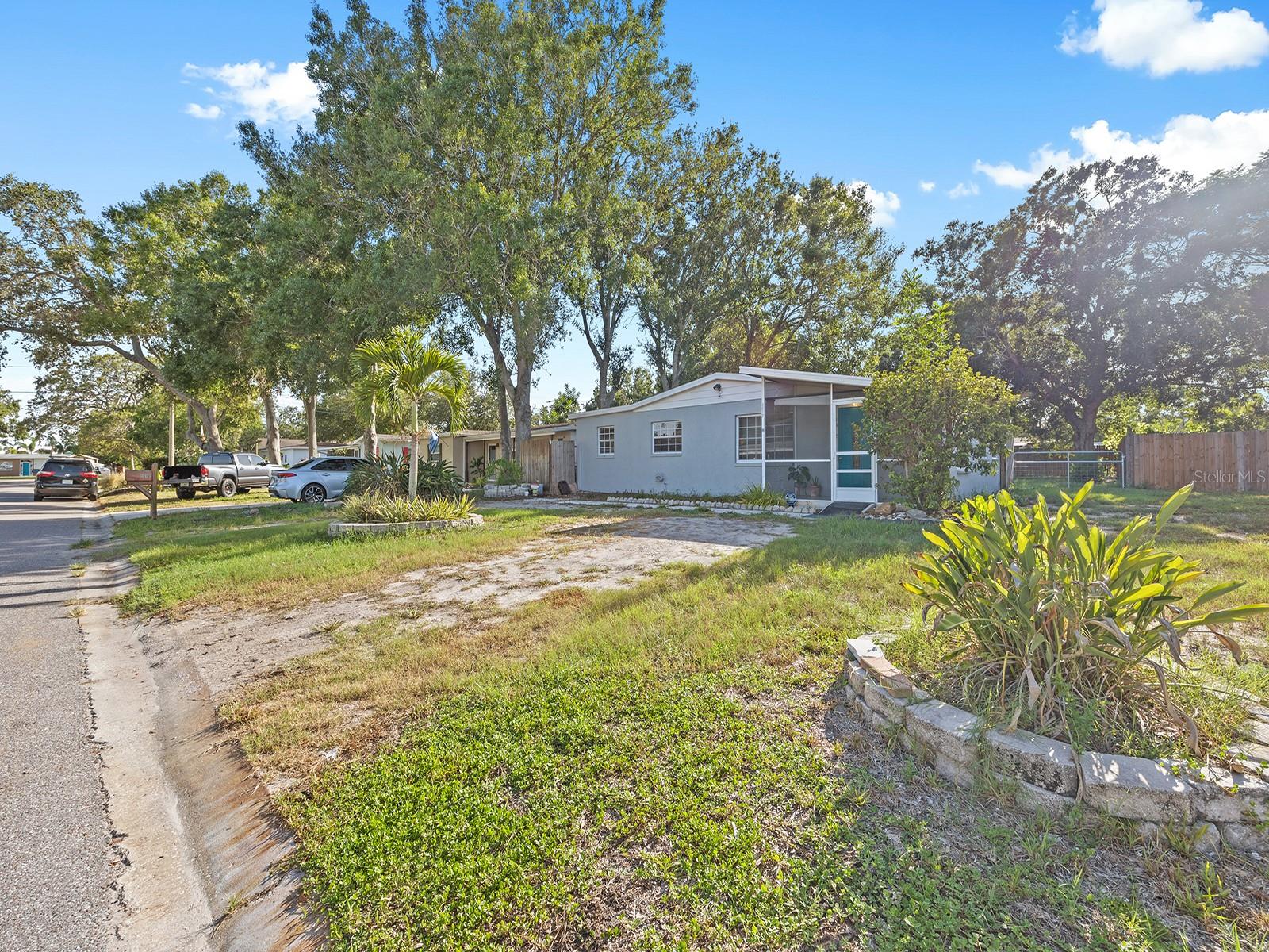 SOUTHRIDGE - Residential