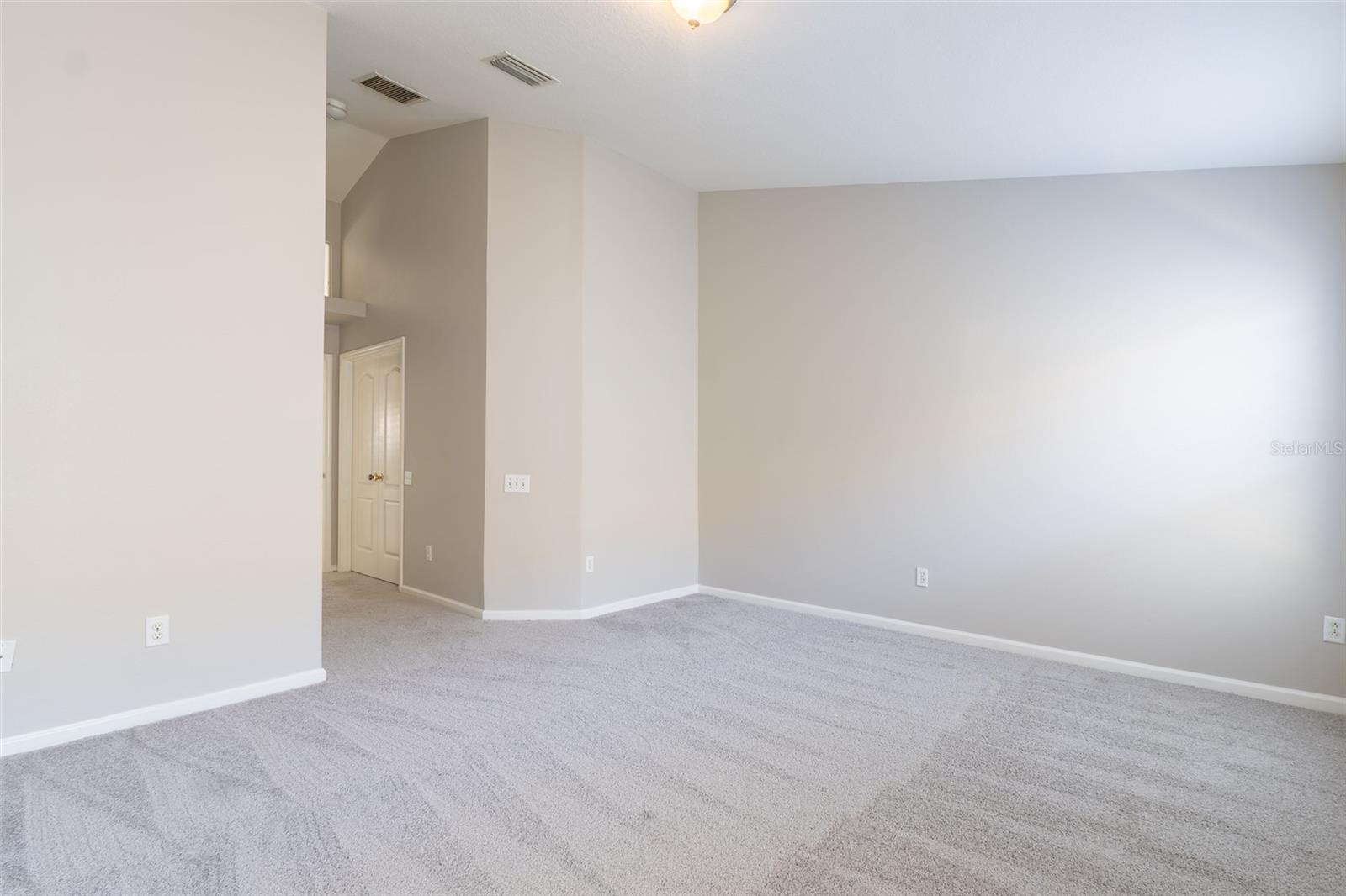 SOUTH POINTE PH 10 & 11 - Residential
