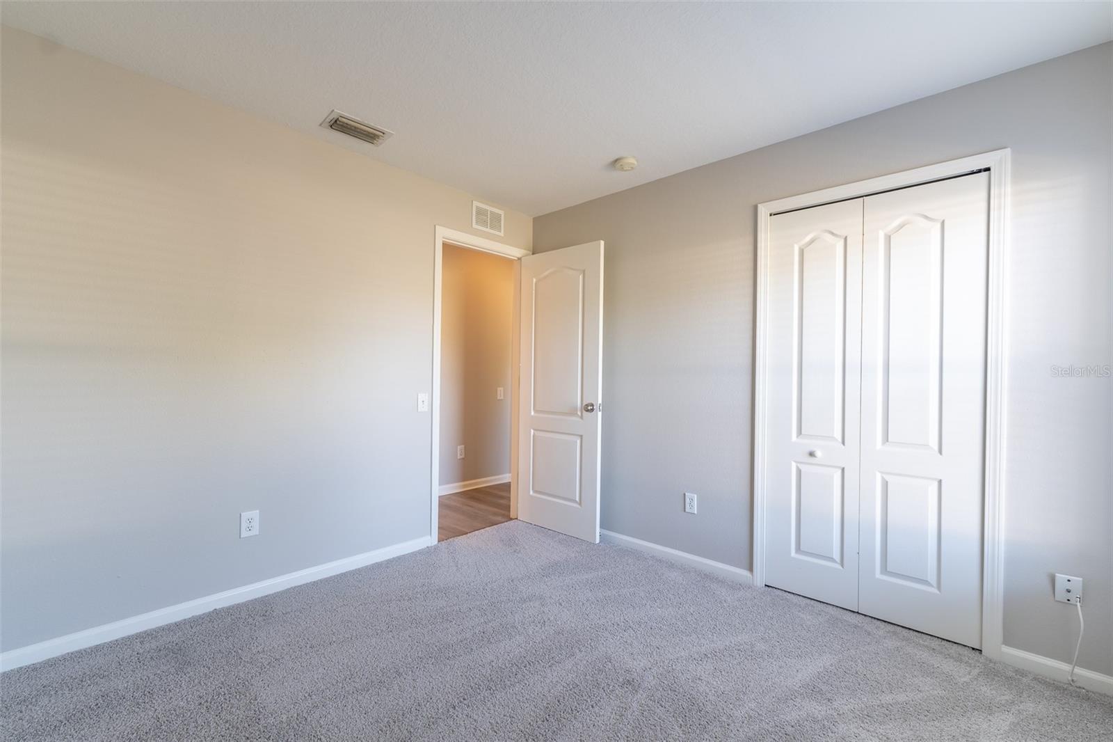 SOUTH POINTE PH 10 & 11 - Residential
