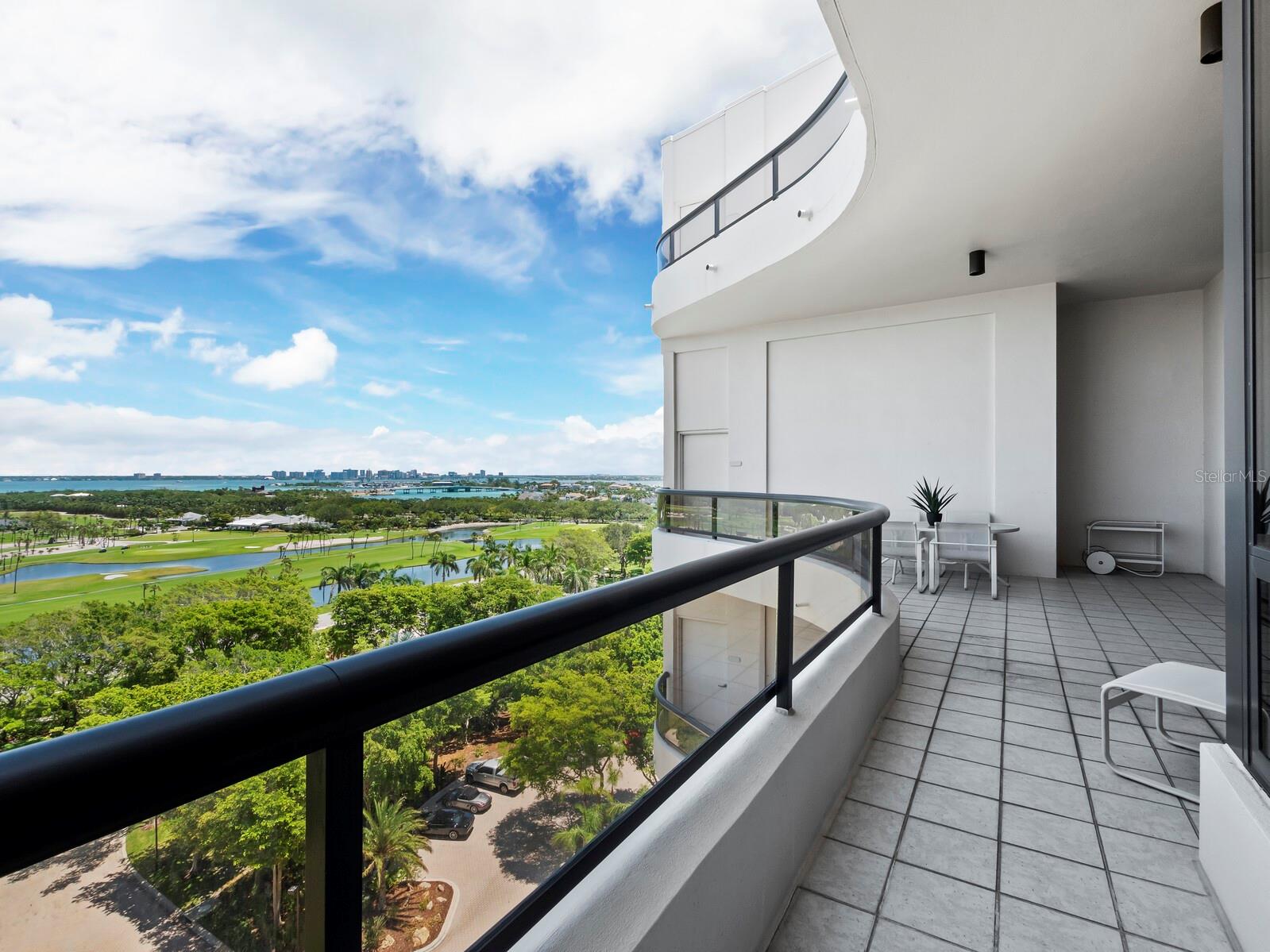 L AMBIANCE AT LONGBOAT KEY CLUB PH 02 - Residential