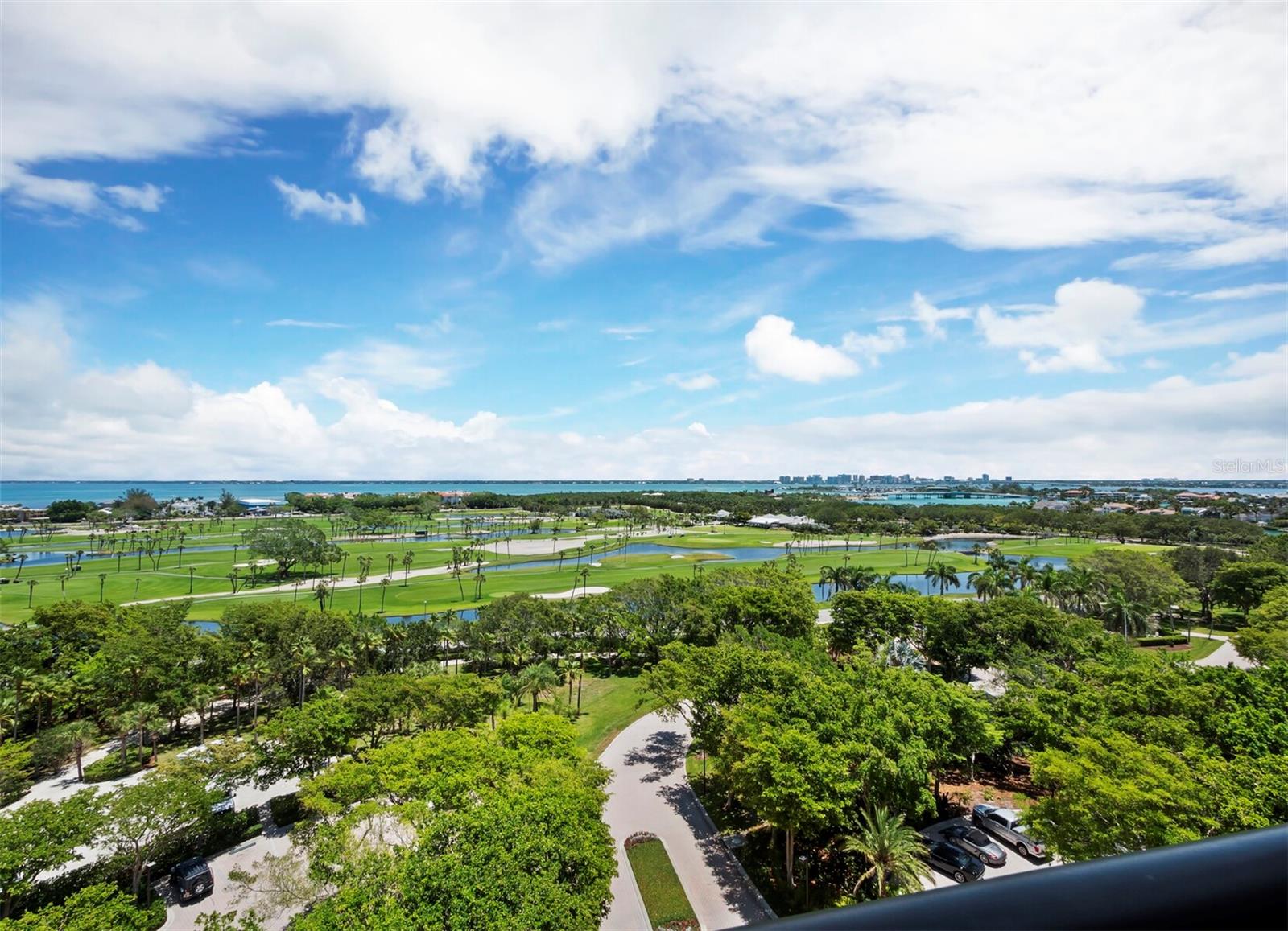 L AMBIANCE AT LONGBOAT KEY CLUB PH 02 - Residential