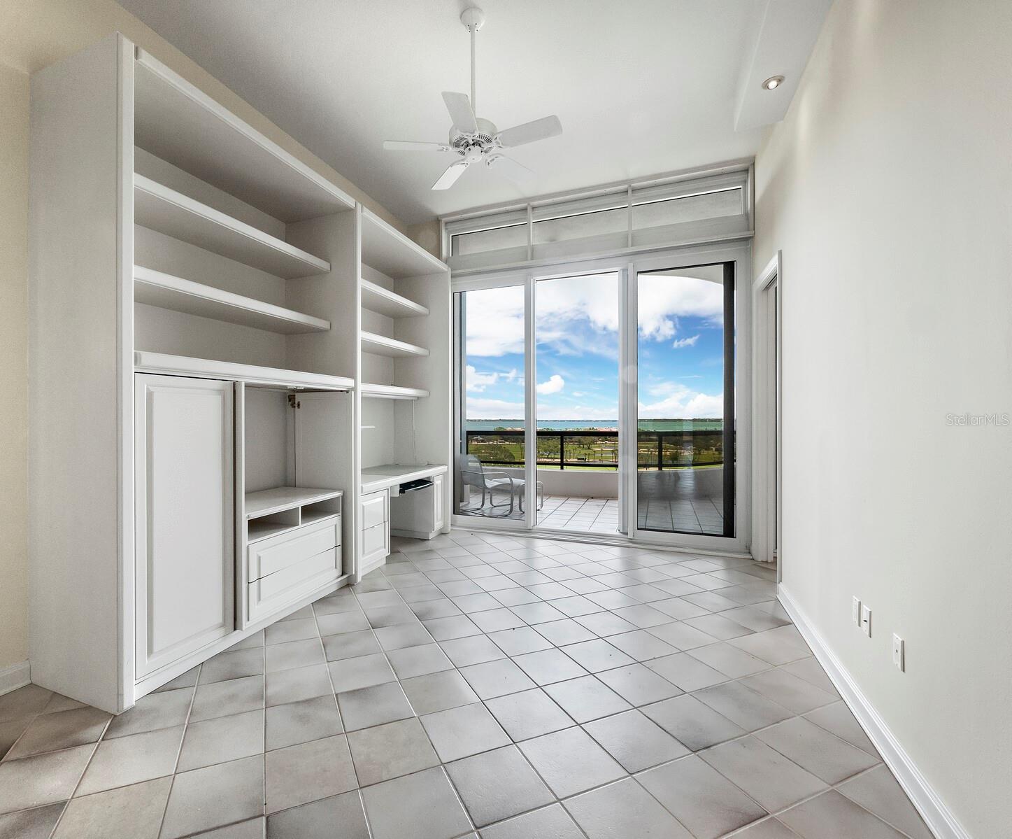 L AMBIANCE AT LONGBOAT KEY CLUB PH 02 - Residential