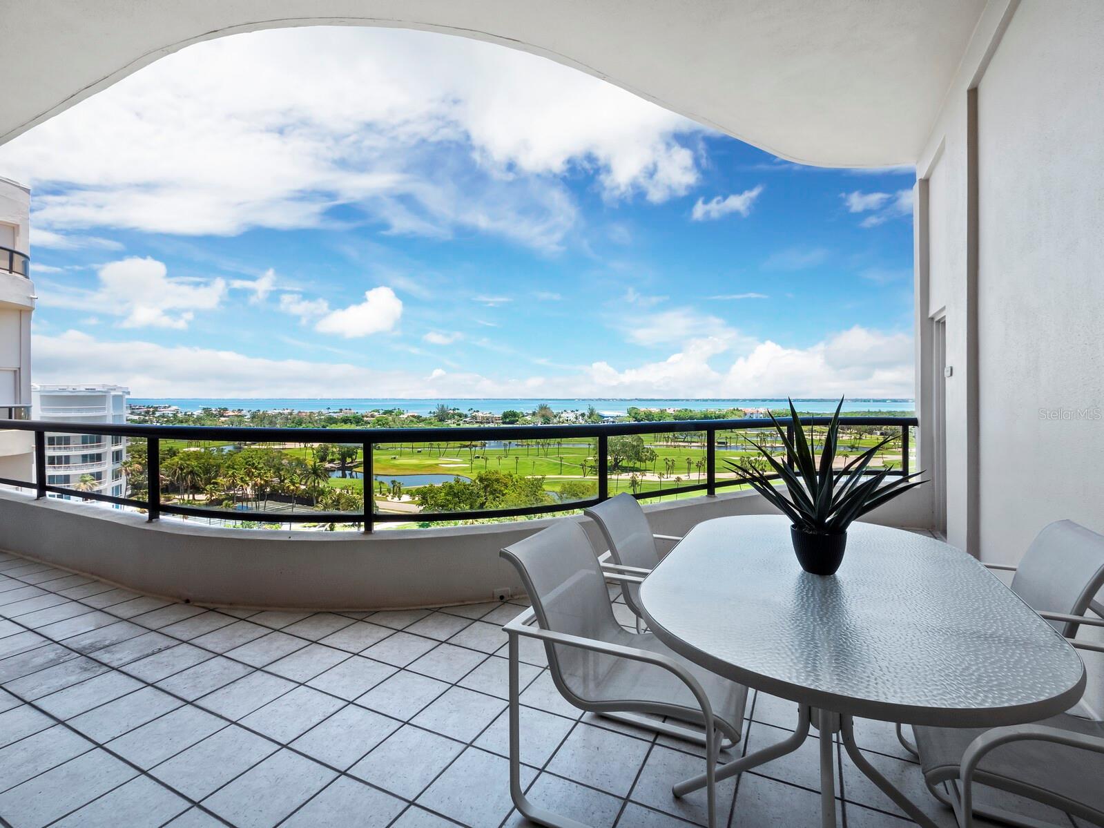 L AMBIANCE AT LONGBOAT KEY CLUB PH 02 - Residential