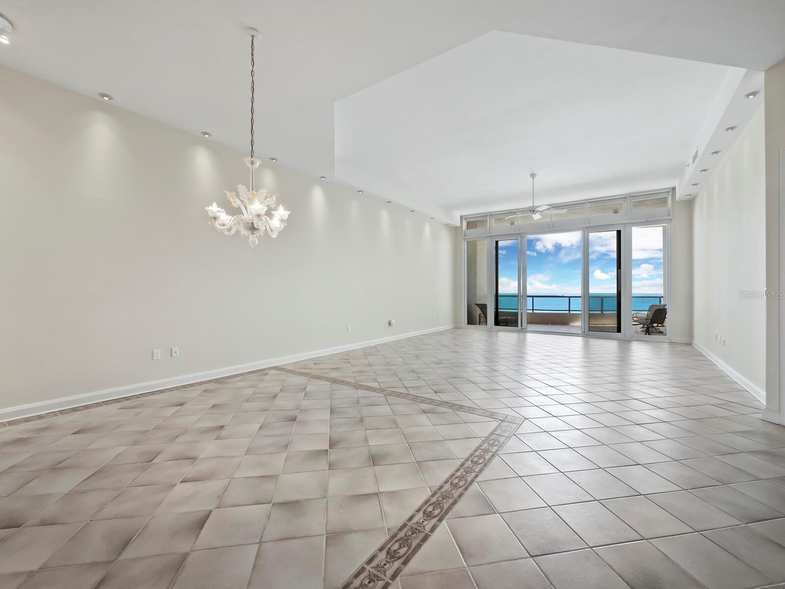 L AMBIANCE AT LONGBOAT KEY CLUB PH 02 - Residential