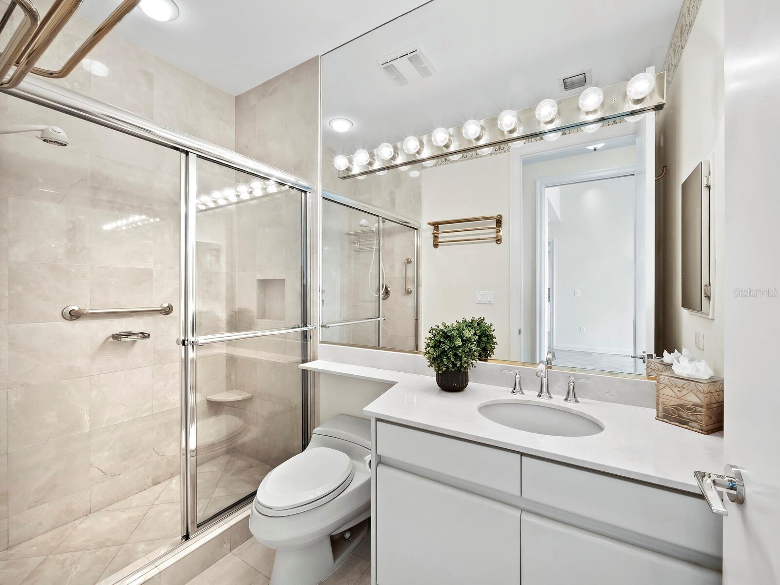 L AMBIANCE AT LONGBOAT KEY CLUB PH 02 - Residential