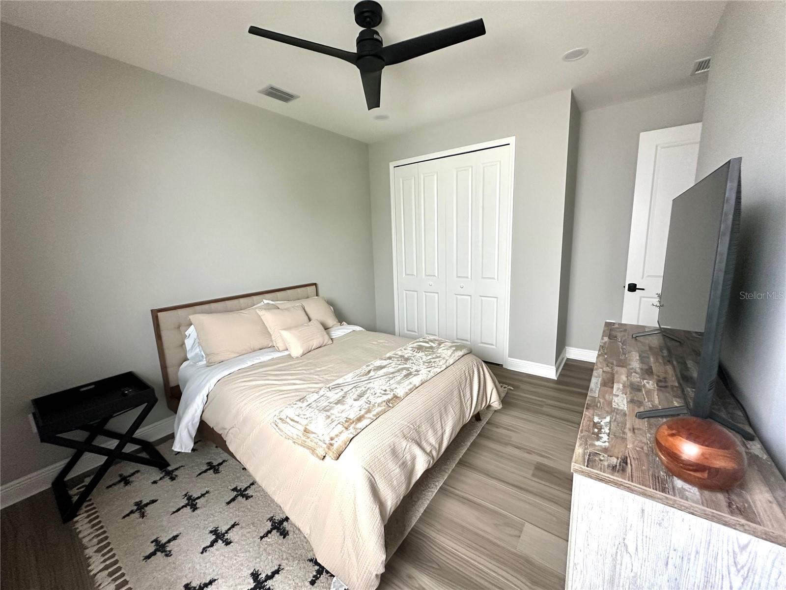SKYSAIL - Residential Lease