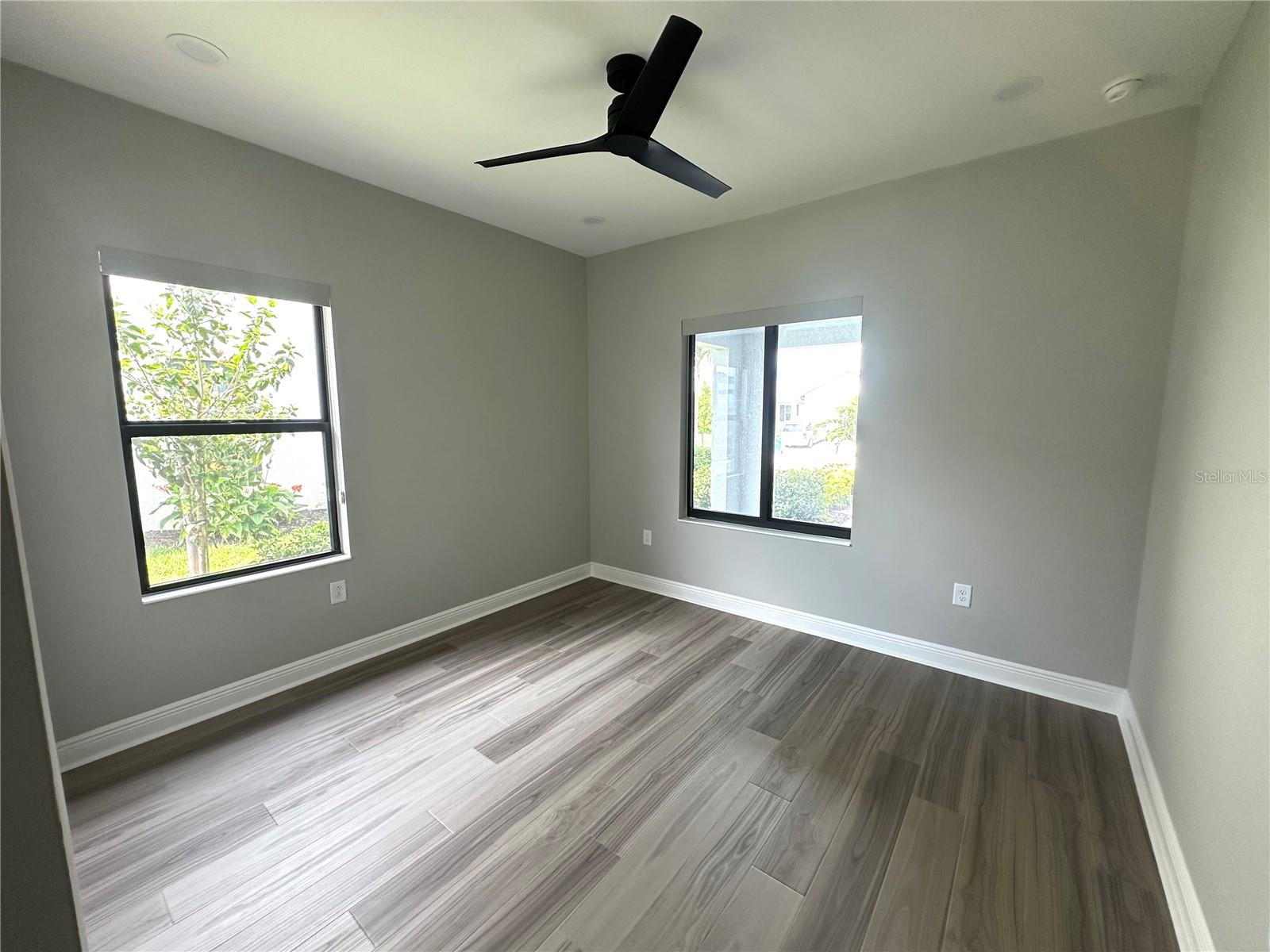 SKYSAIL - Residential Lease