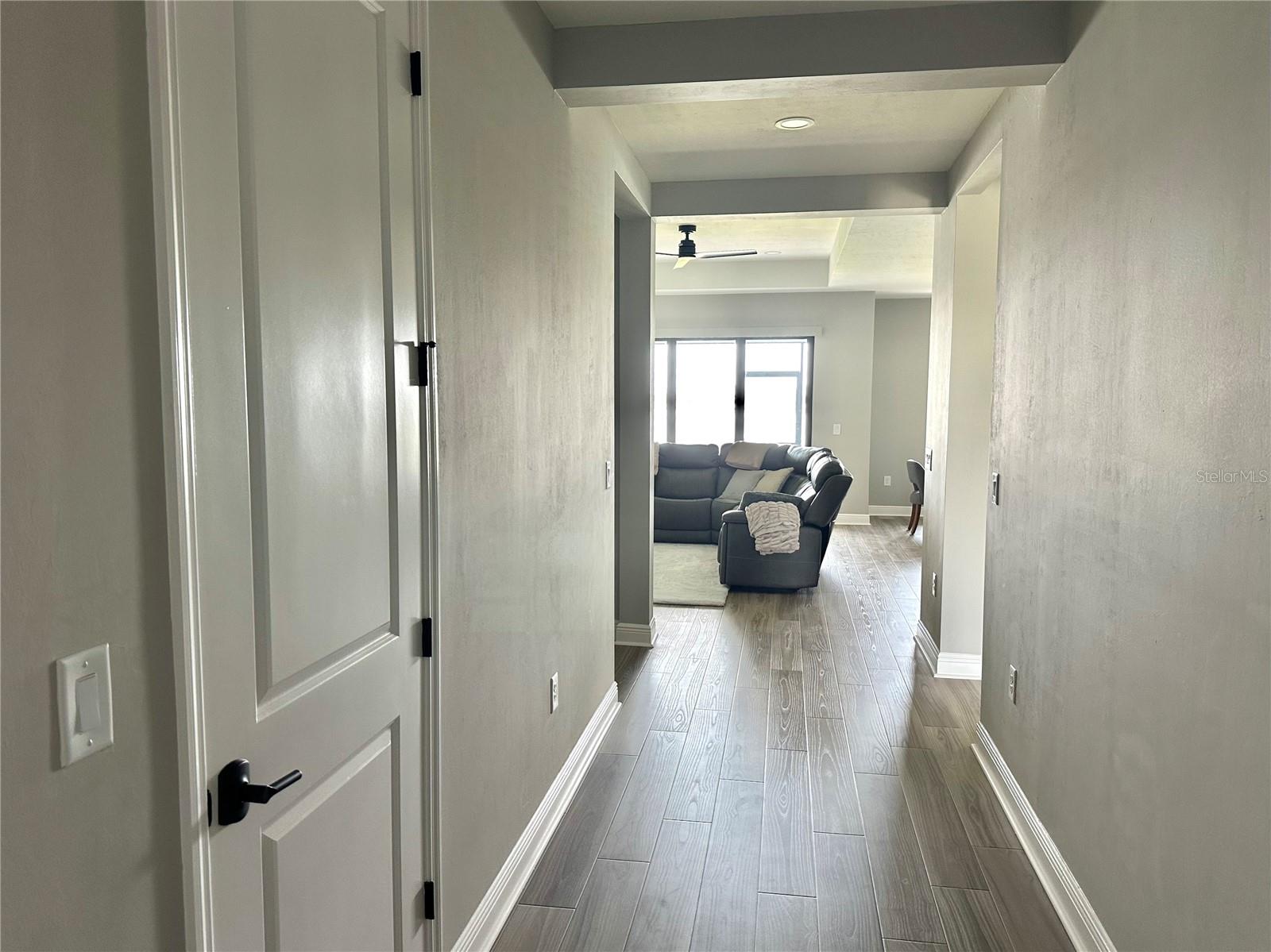 SKYSAIL - Residential Lease