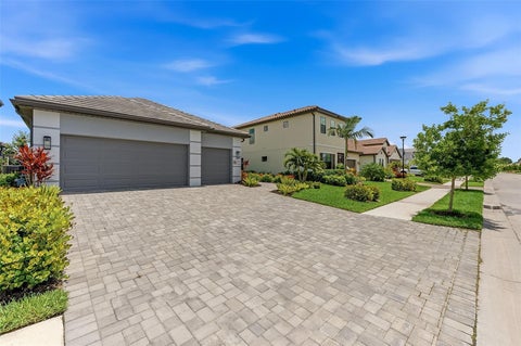 Featured picture for the property TB8508198
