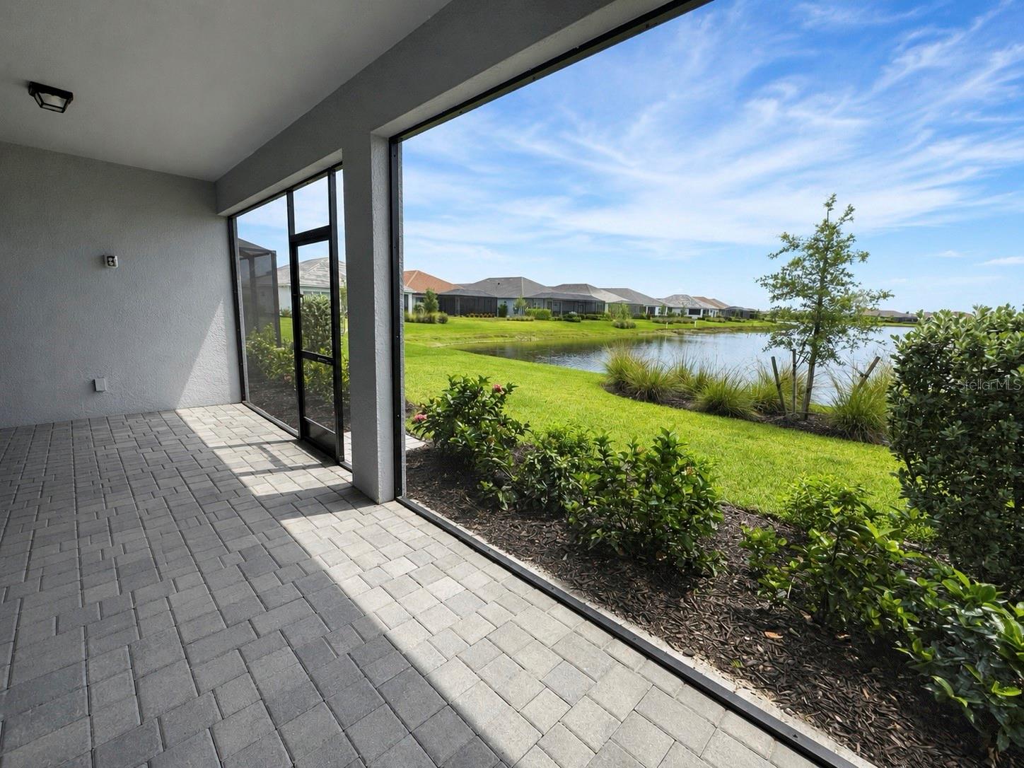 SKYSAIL - Residential Lease