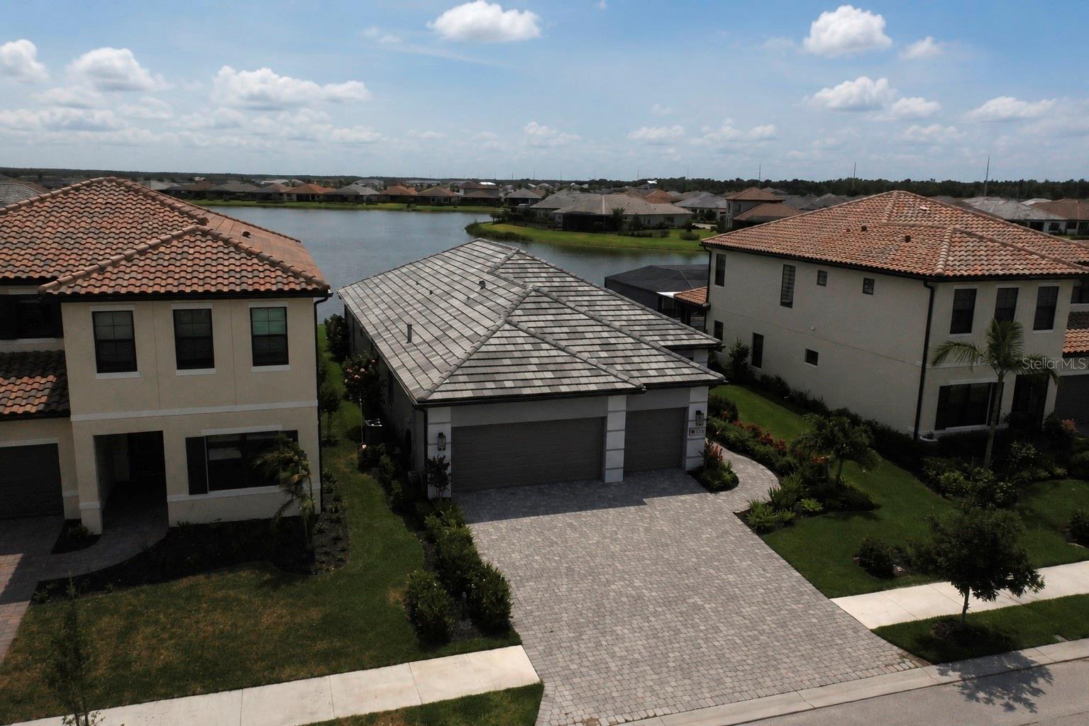 SKYSAIL - Residential Lease
