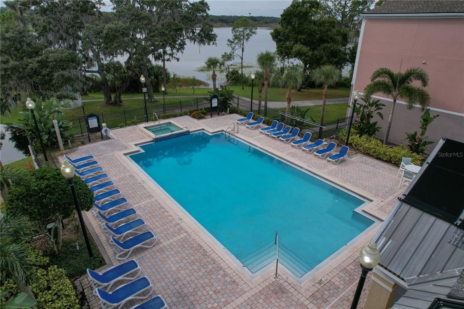 HAMPTONS AT METROWEST - Residential