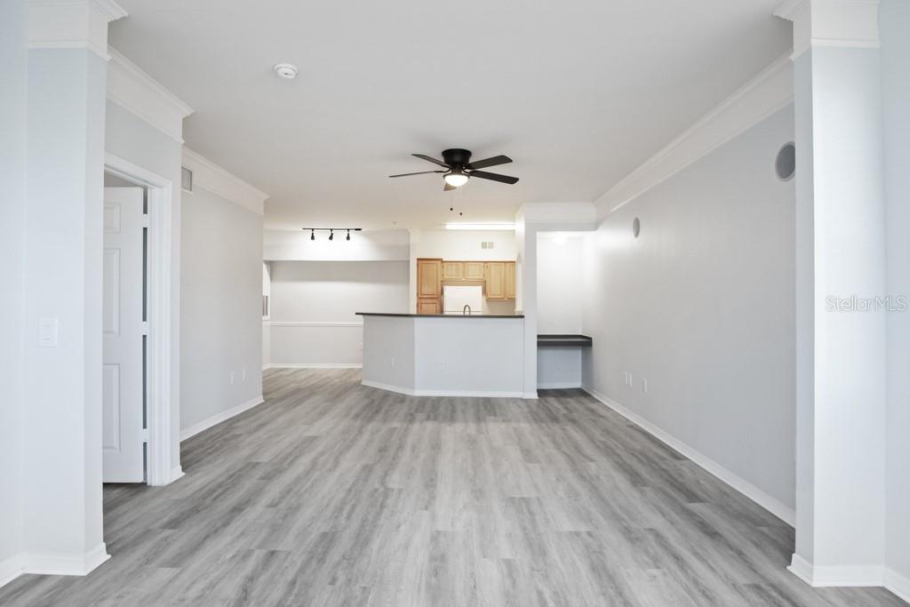 HAMPTONS AT METROWEST - Residential