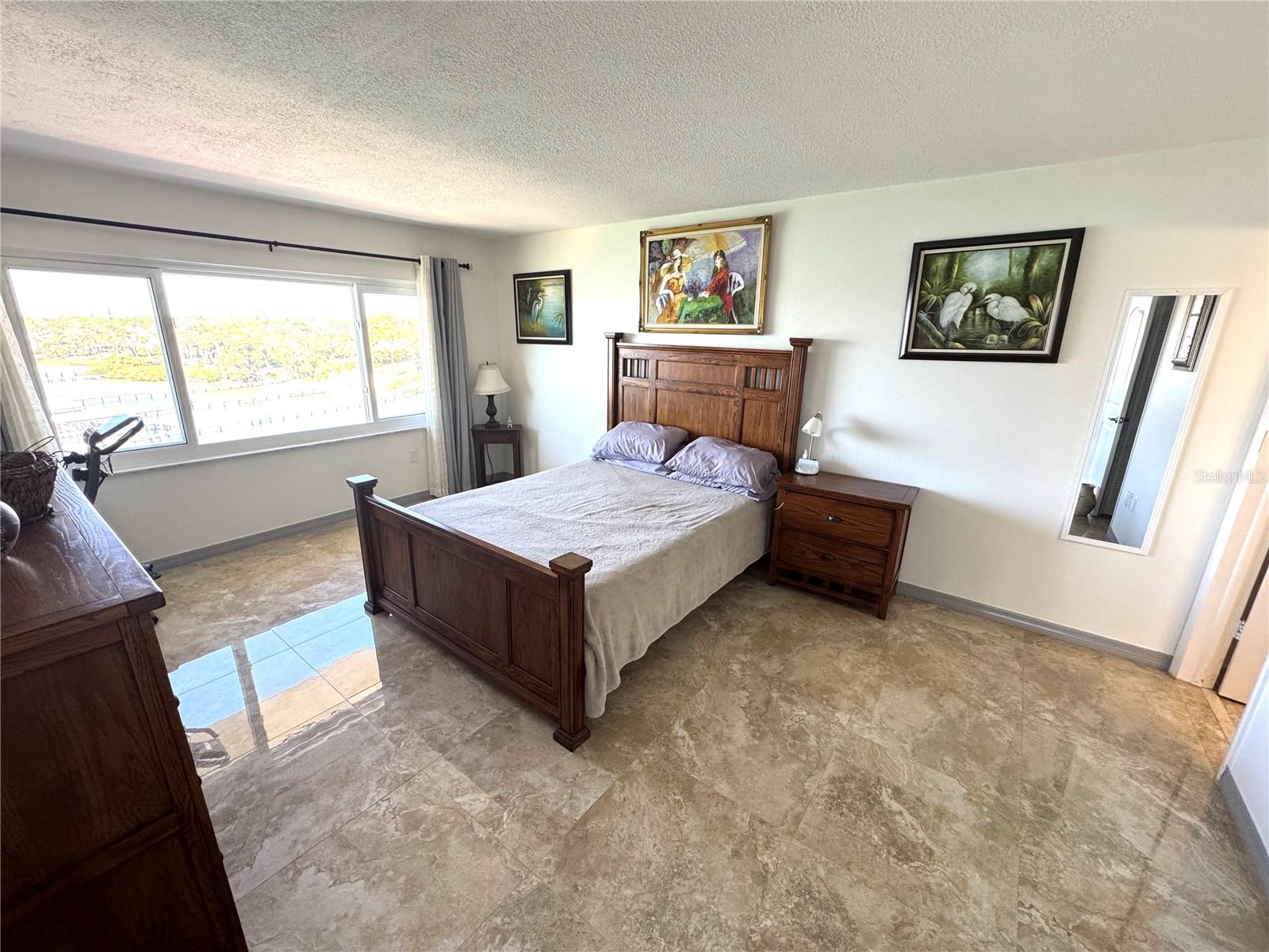 HARBOUR CLUB CONDO - Residential