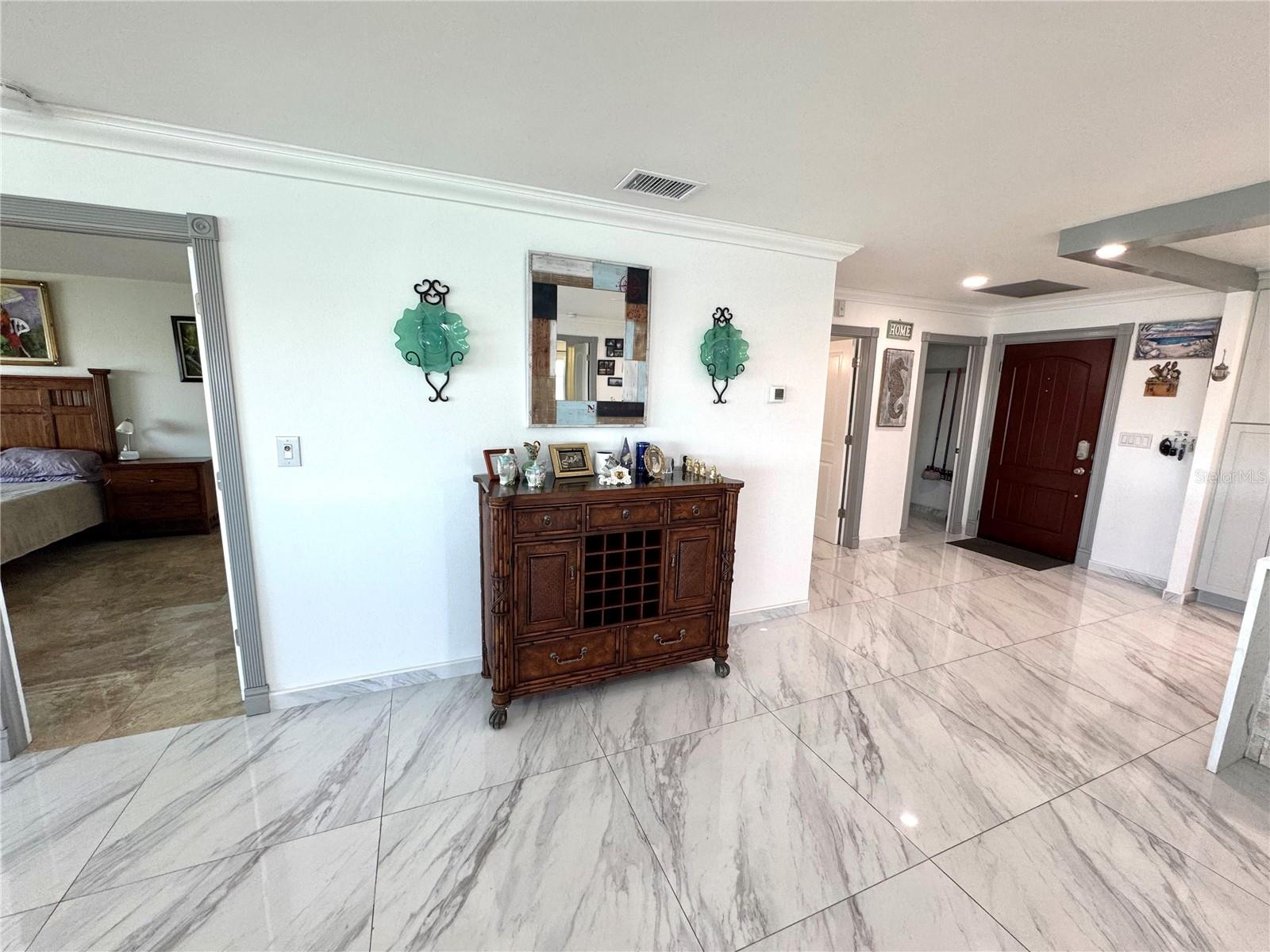 HARBOUR CLUB CONDO - Residential