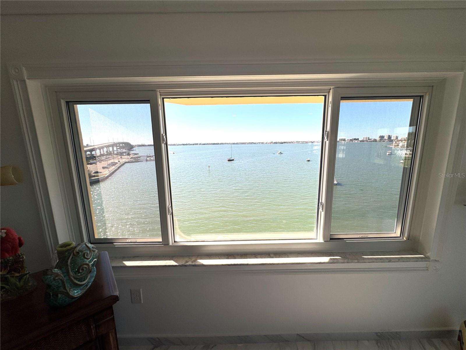 HARBOUR CLUB CONDO - Residential