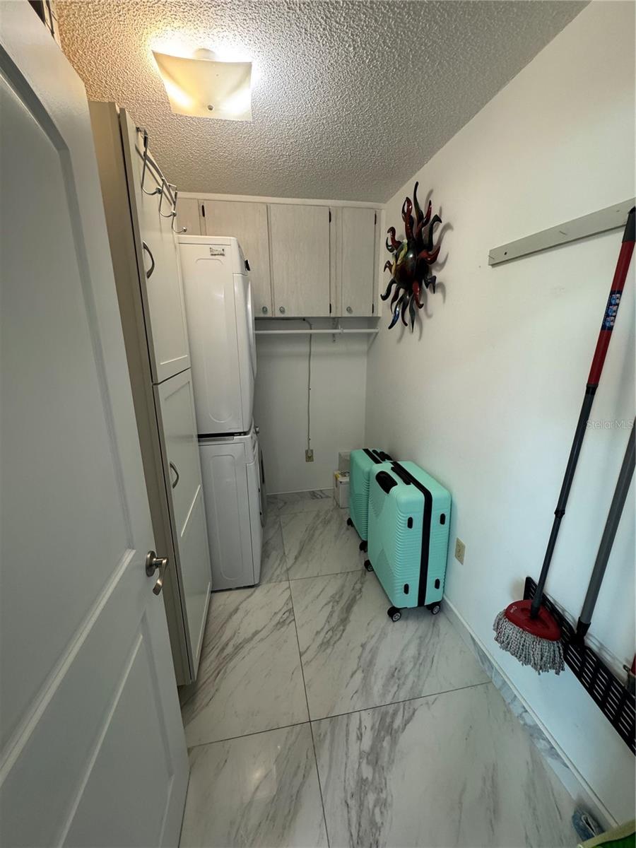 HARBOUR CLUB CONDO - Residential