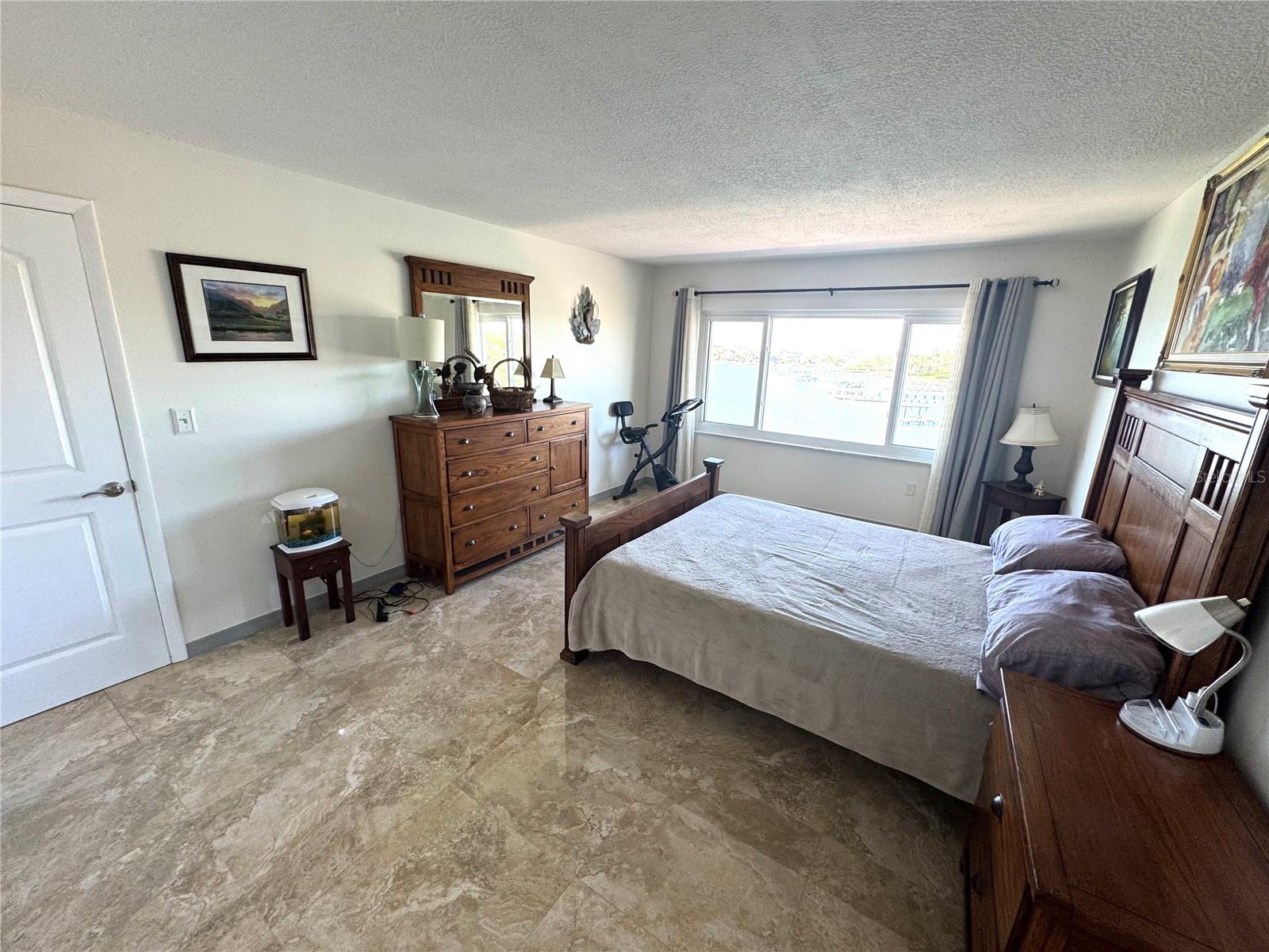 HARBOUR CLUB CONDO - Residential