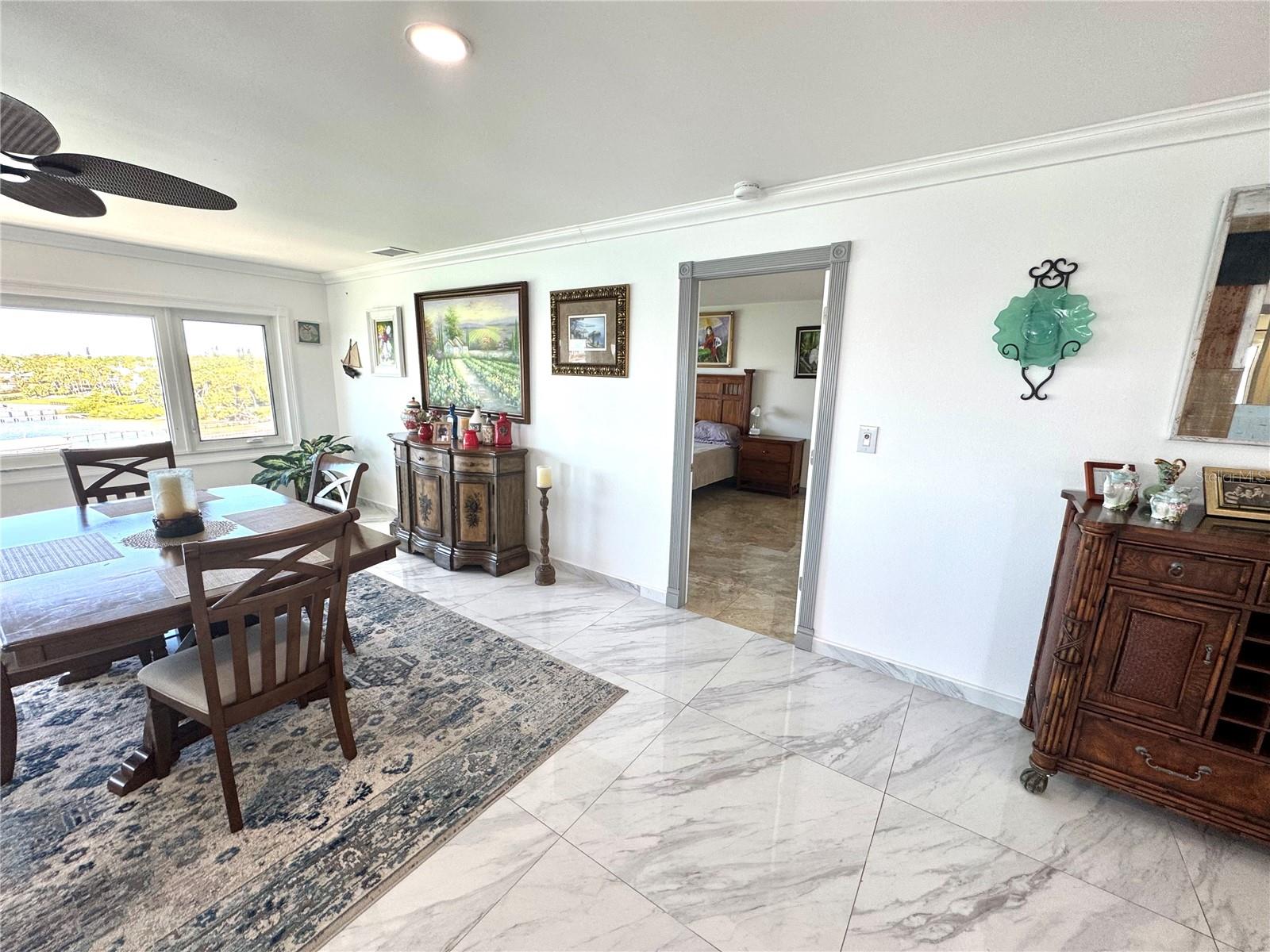 HARBOUR CLUB CONDO - Residential