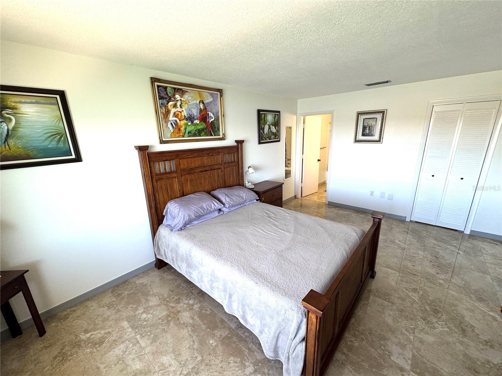 HARBOUR CLUB CONDO - Residential