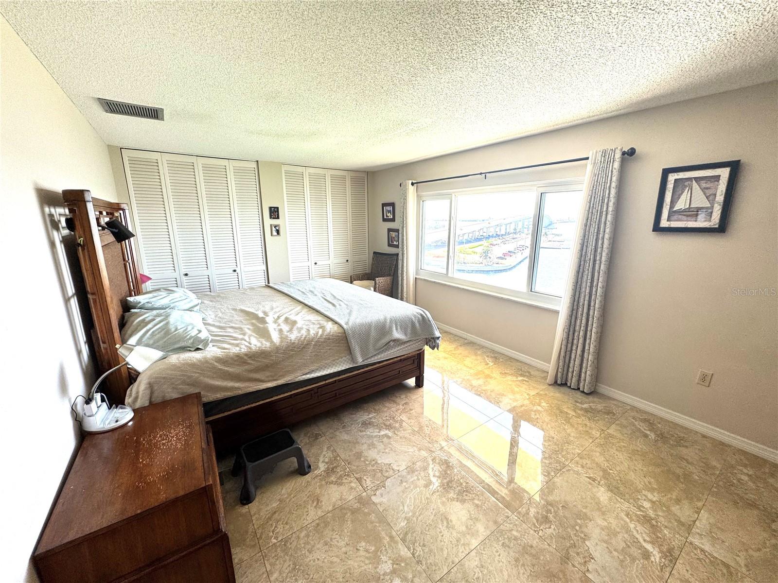 HARBOUR CLUB CONDO - Residential