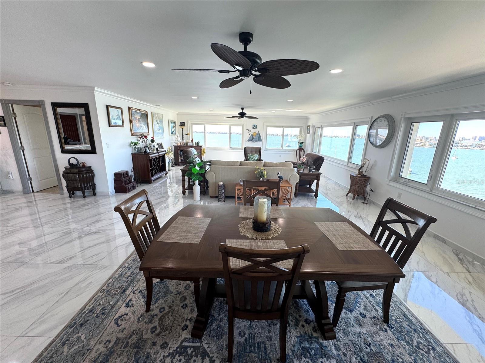 HARBOUR CLUB CONDO - Residential