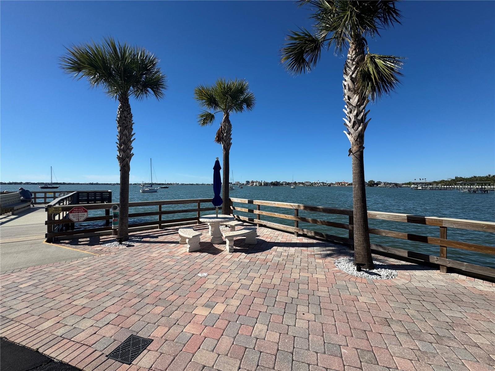 HARBOUR CLUB CONDO - Residential