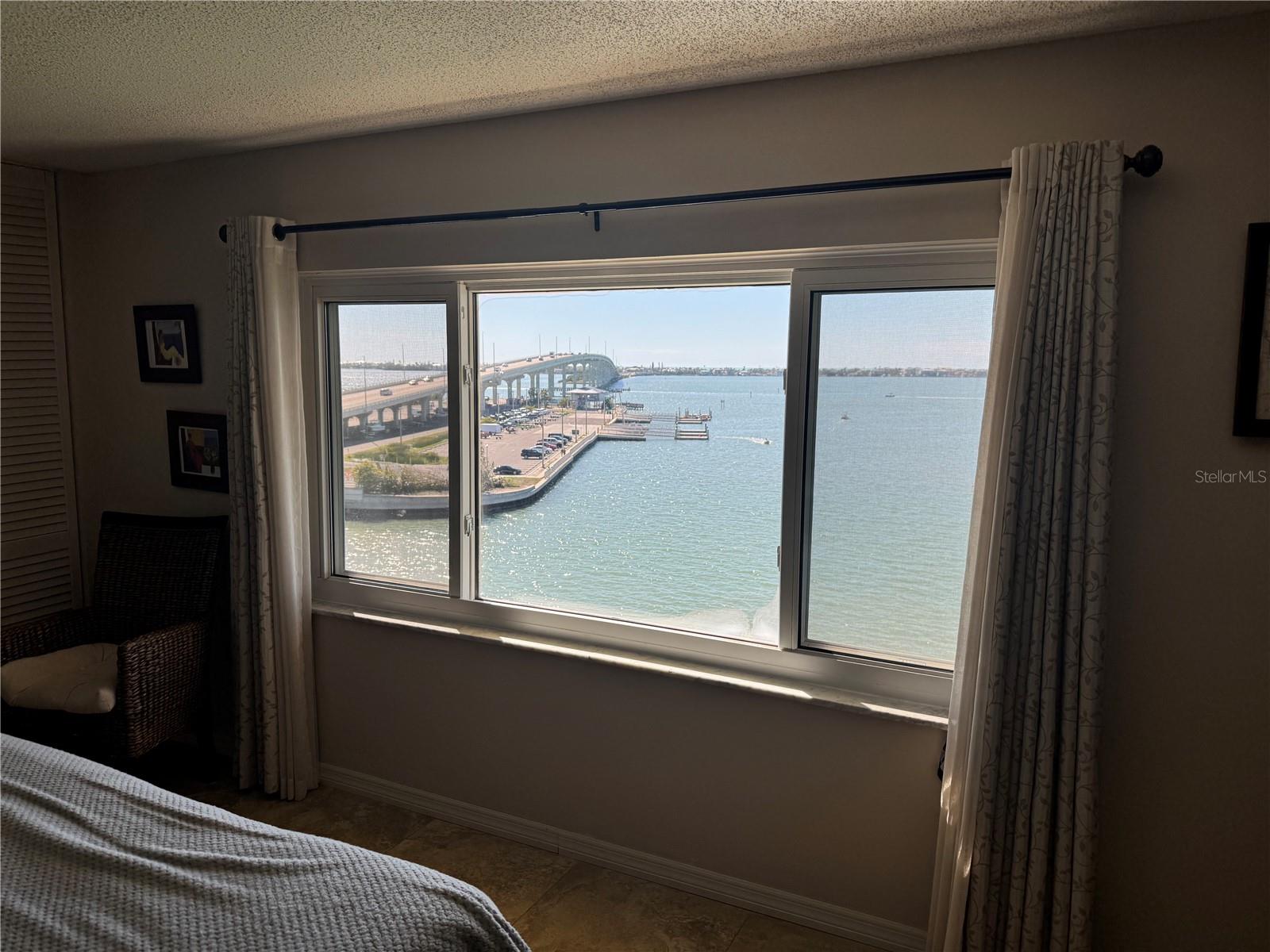 HARBOUR CLUB CONDO - Residential