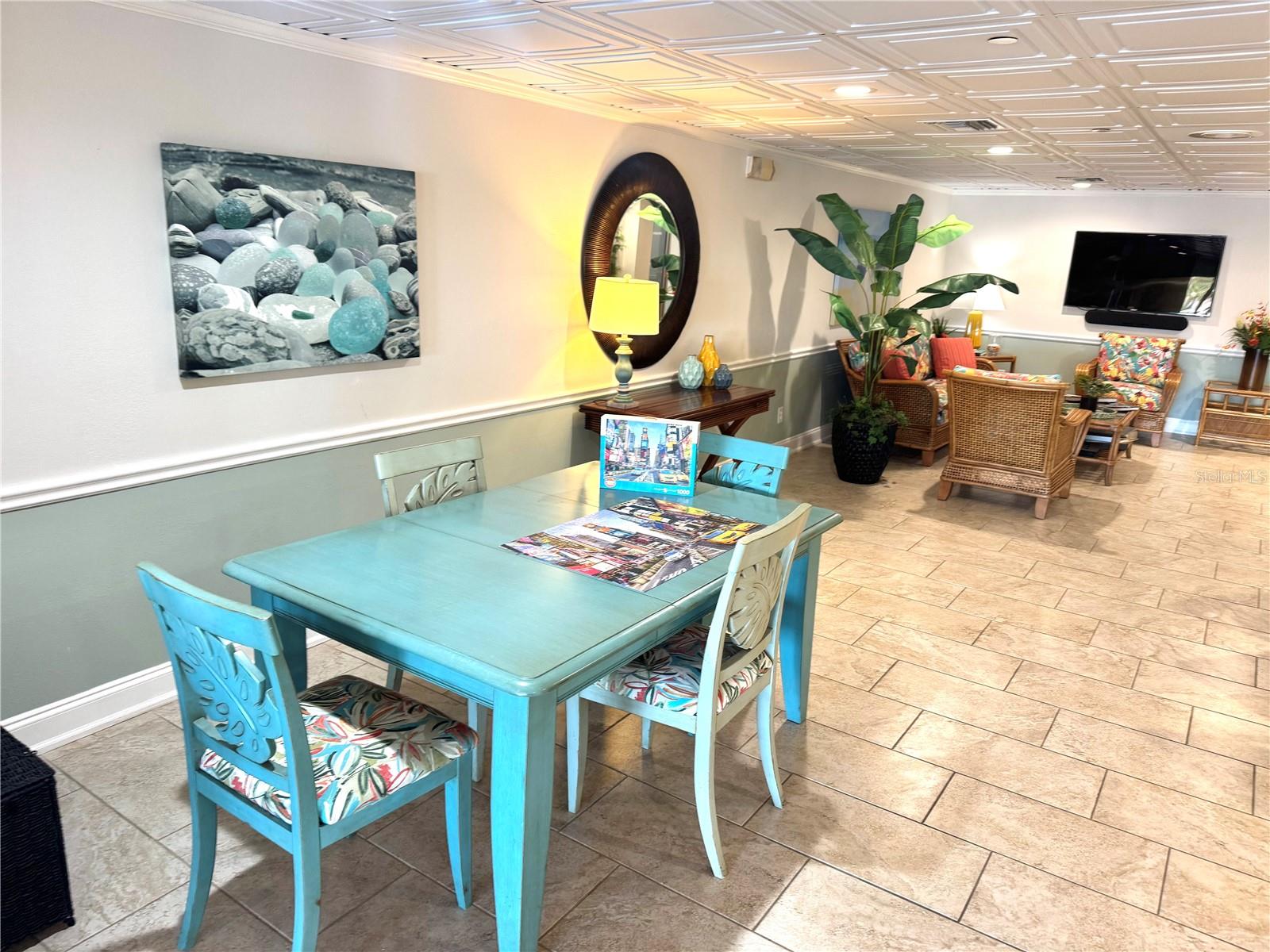 HARBOUR CLUB CONDO - Residential