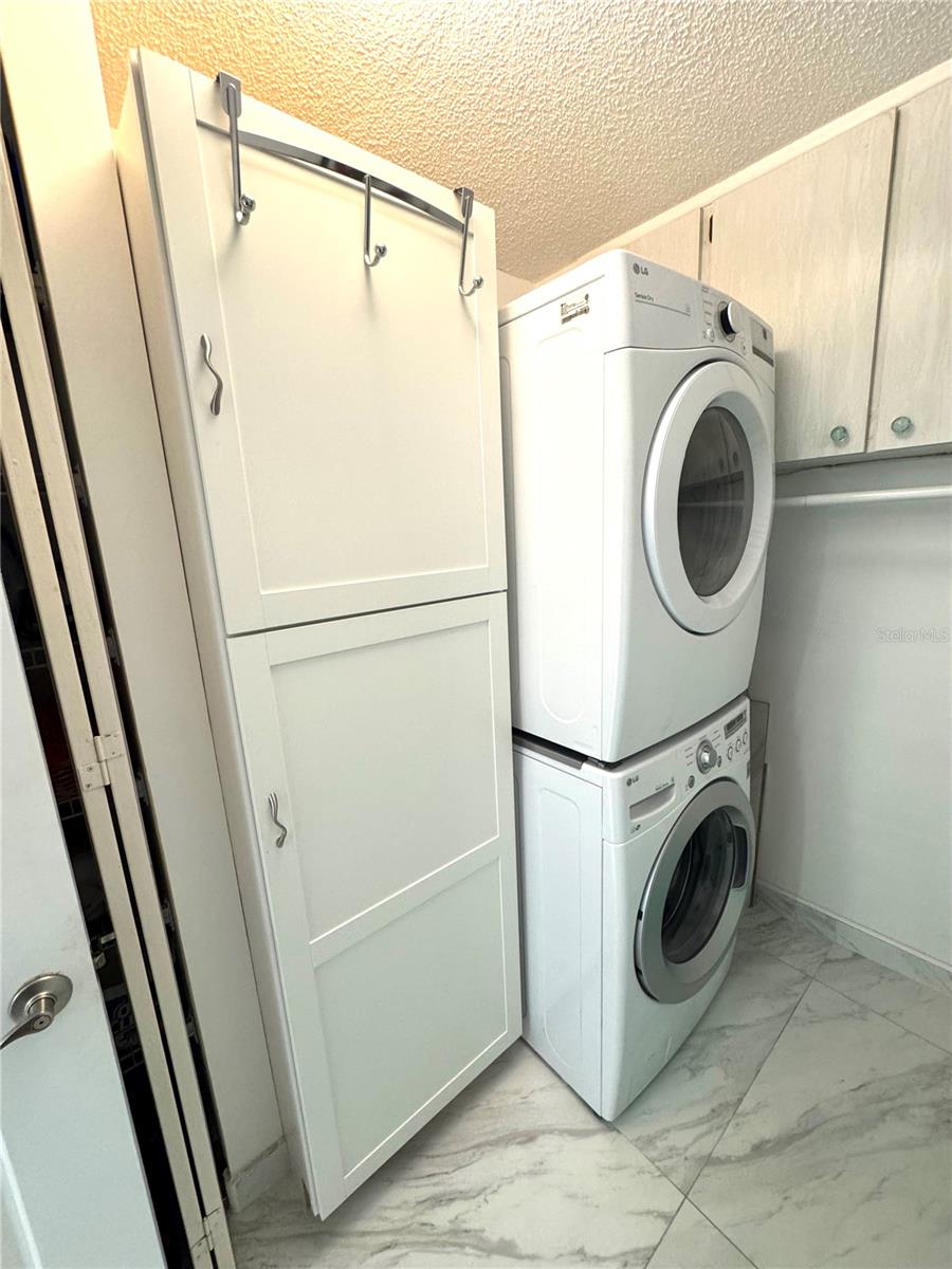 HARBOUR CLUB CONDO - Residential