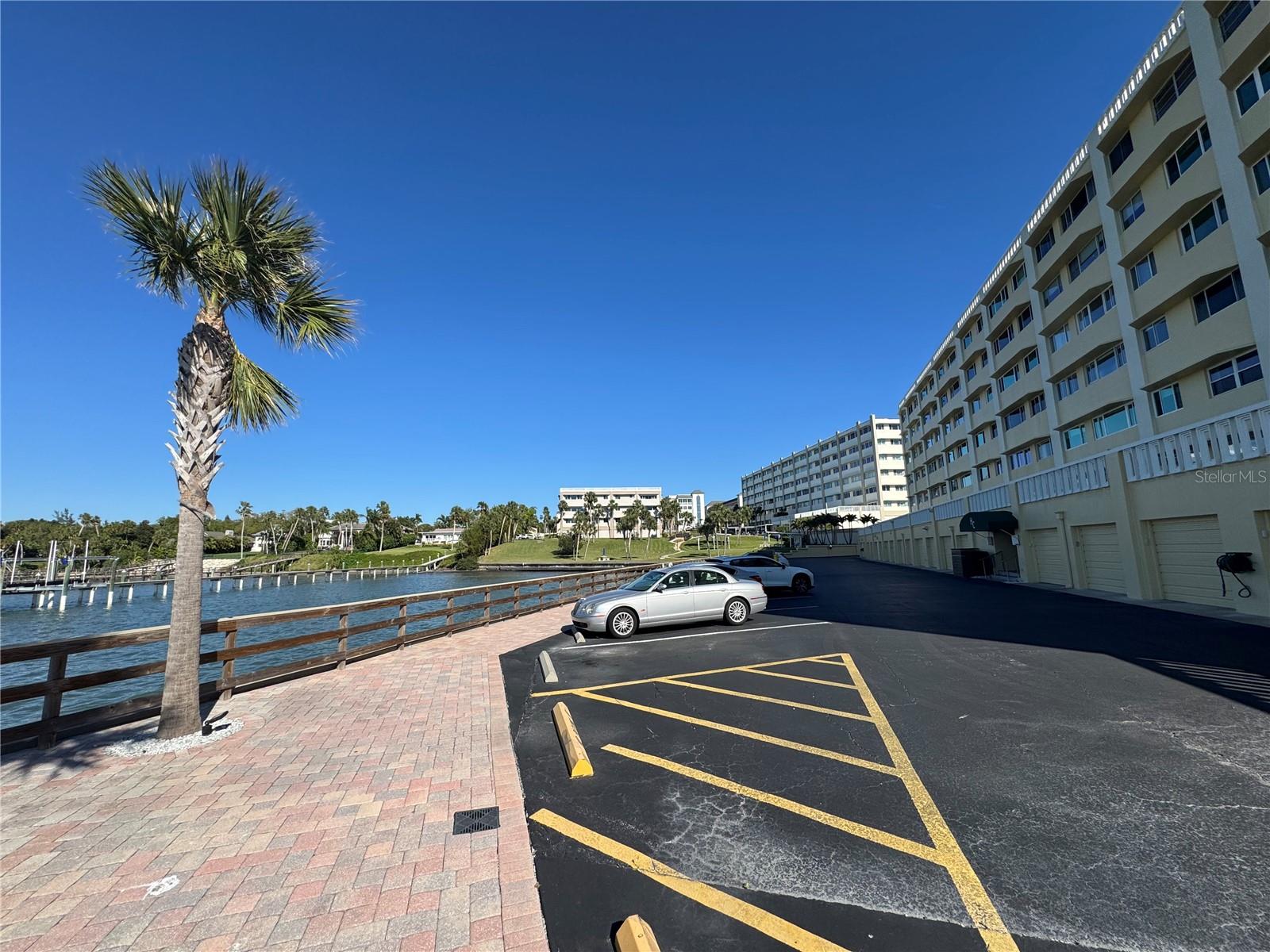 HARBOUR CLUB CONDO - Residential