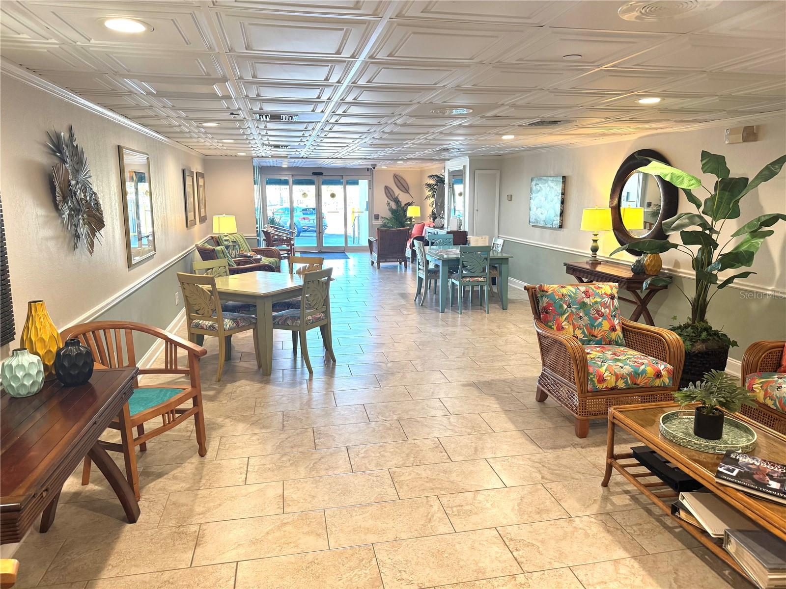 HARBOUR CLUB CONDO - Residential