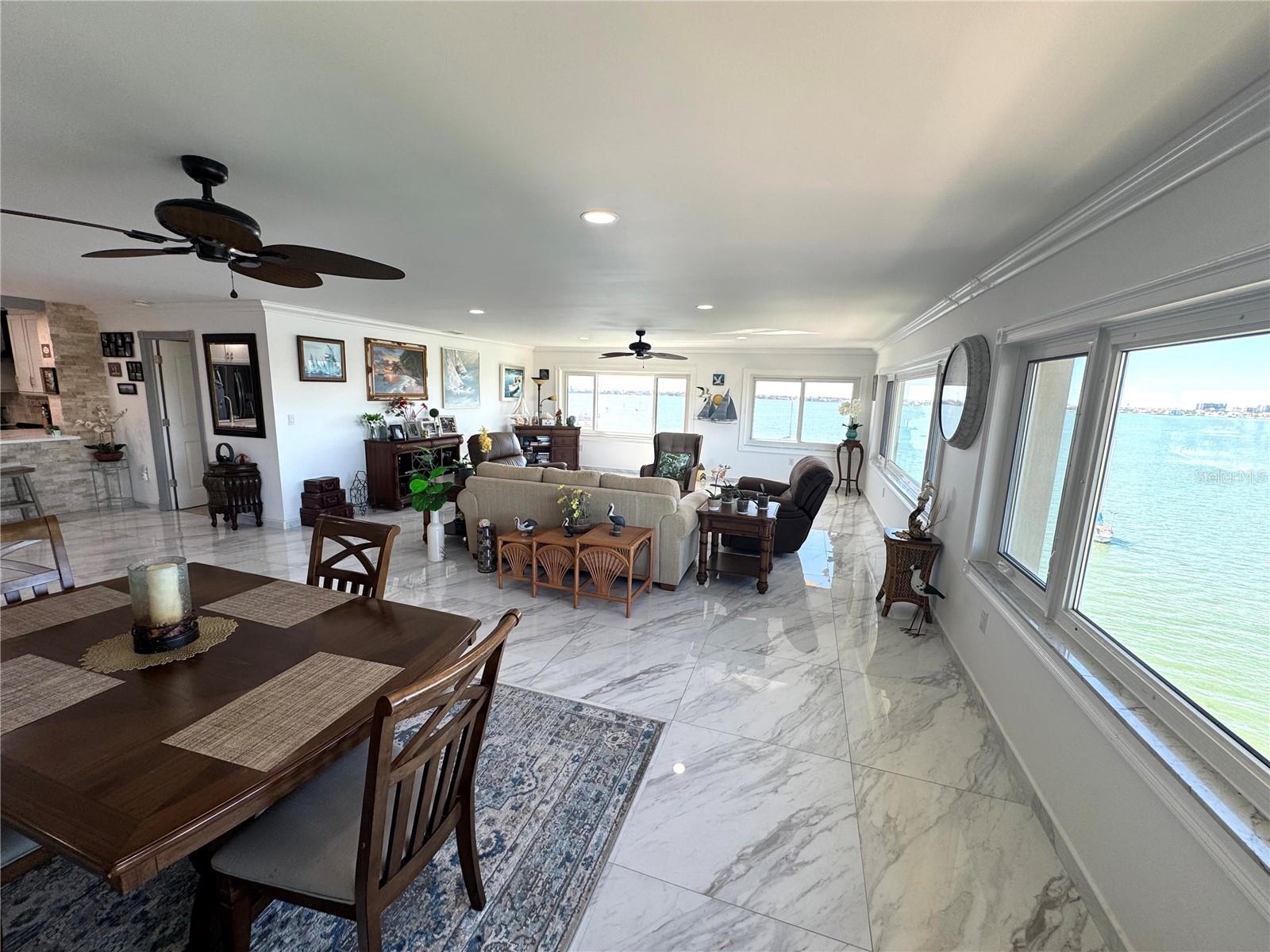 HARBOUR CLUB CONDO - Residential