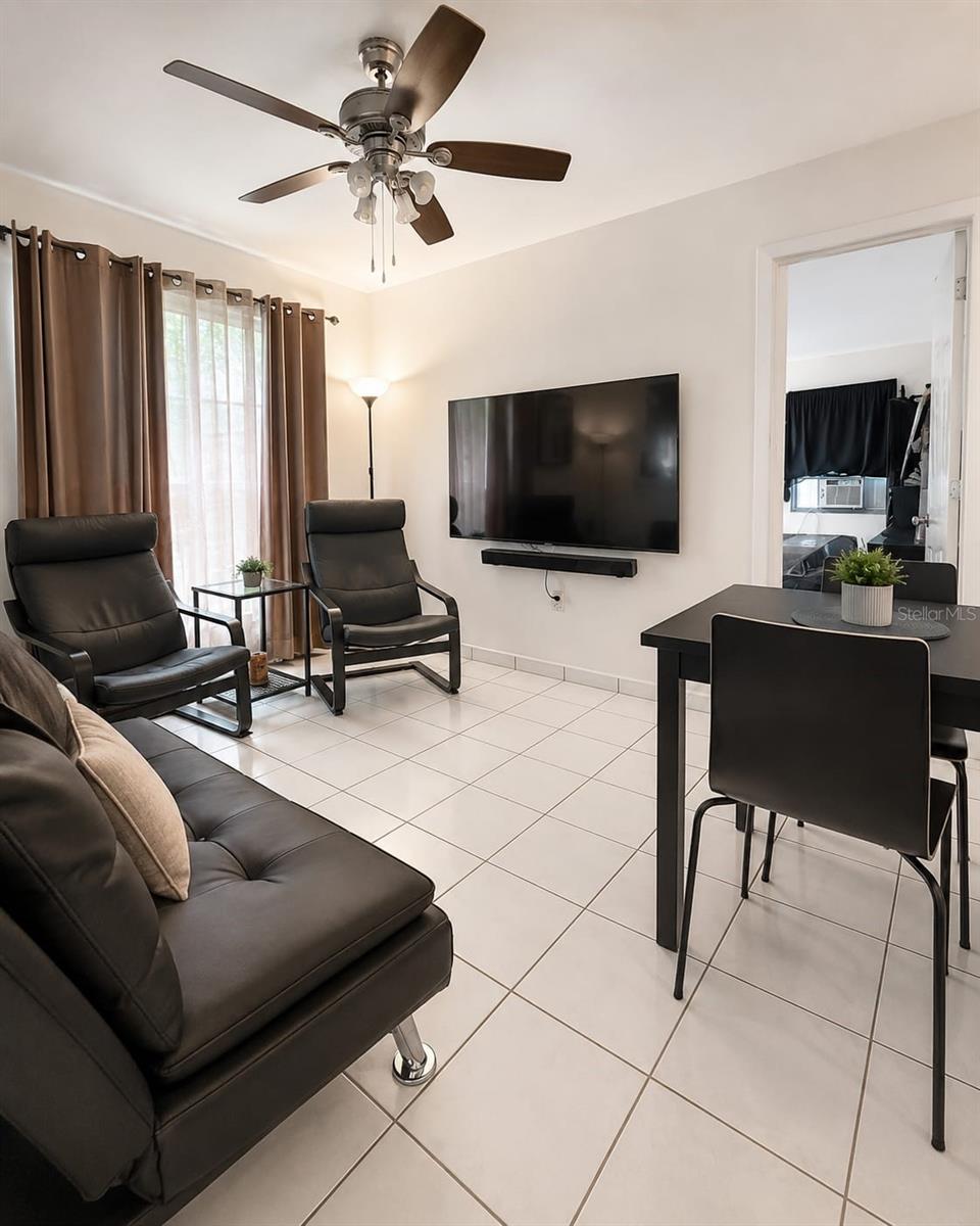 955 79TH TERRACE