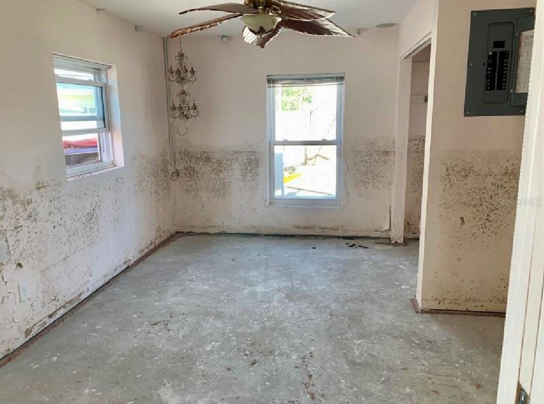 MADEIRA SHORES 1ST ADD - Residential