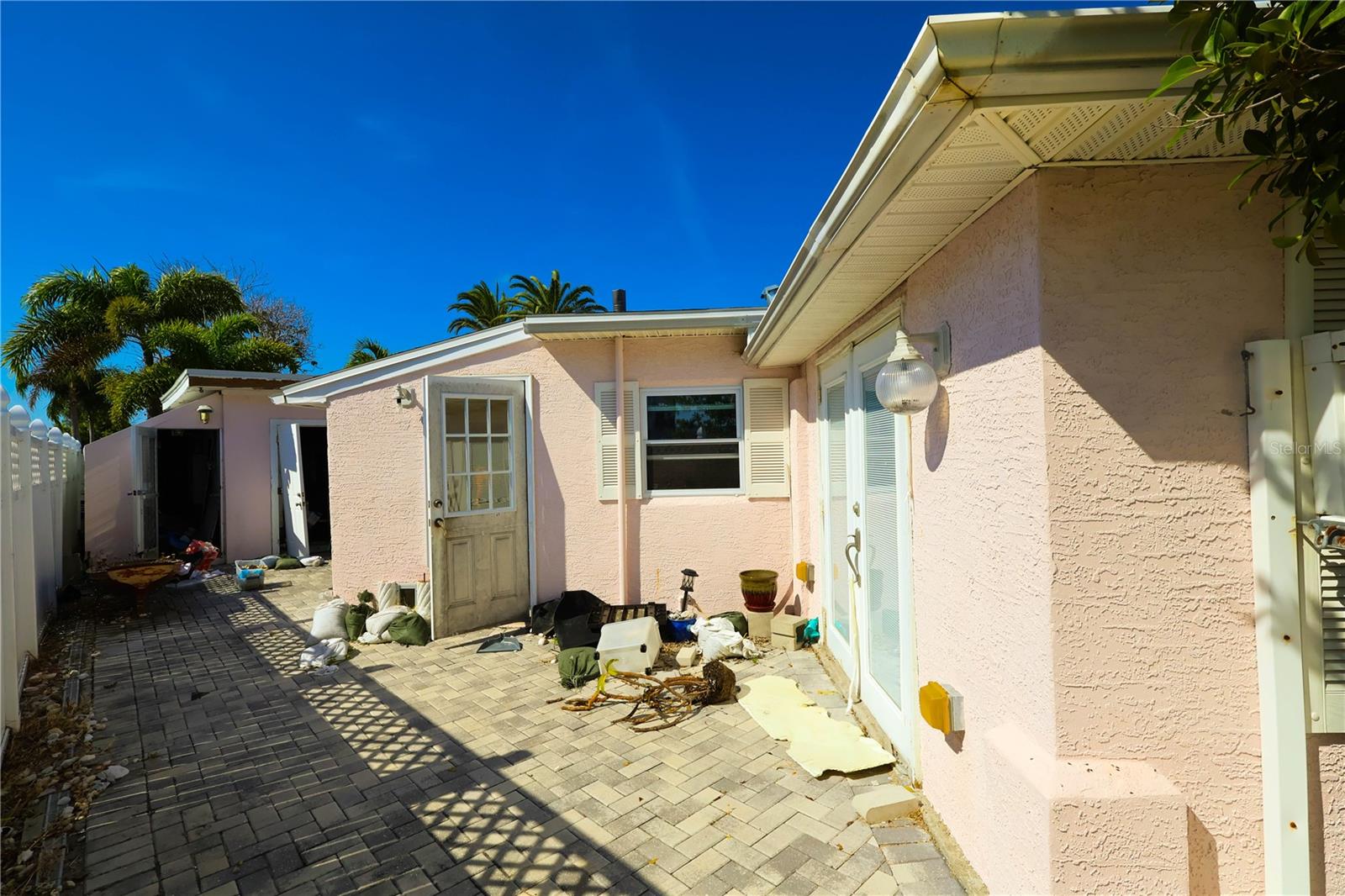 MADEIRA SHORES 1ST ADD - Residential