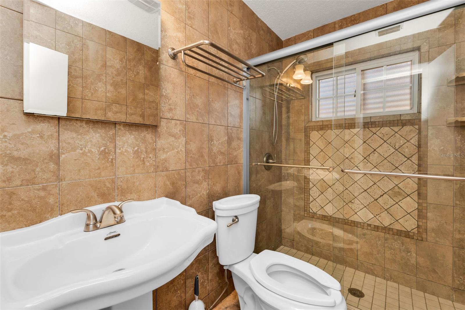 BAYVIEW REV - Residential