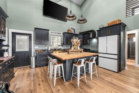 Tiny photo for 23220 NW 27th St, Morriston, FL 32668 (MLS # OM710235)