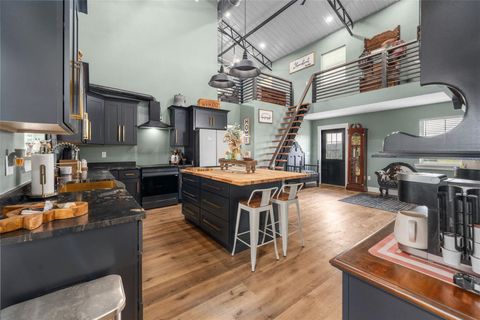 Tiny photo for 23220 NW 27th St, Morriston, FL 32668 (MLS # OM710235)