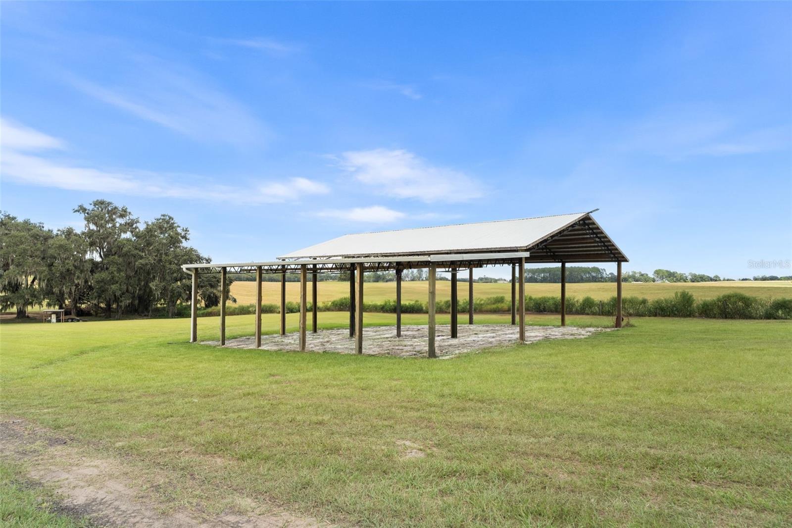 GOLD MEDAL FARMS - Residential