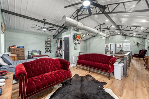 Tiny photo for 23220 NW 27th St, Morriston, FL 32668 (MLS # OM710235)