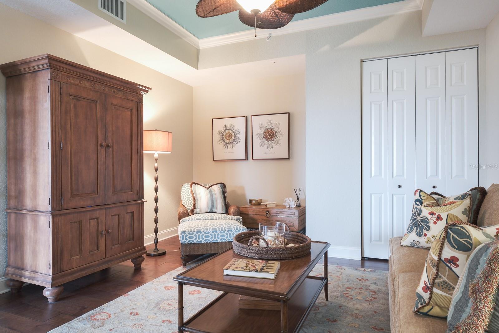 MANDALAY BEACH CLUB CONDO - Residential