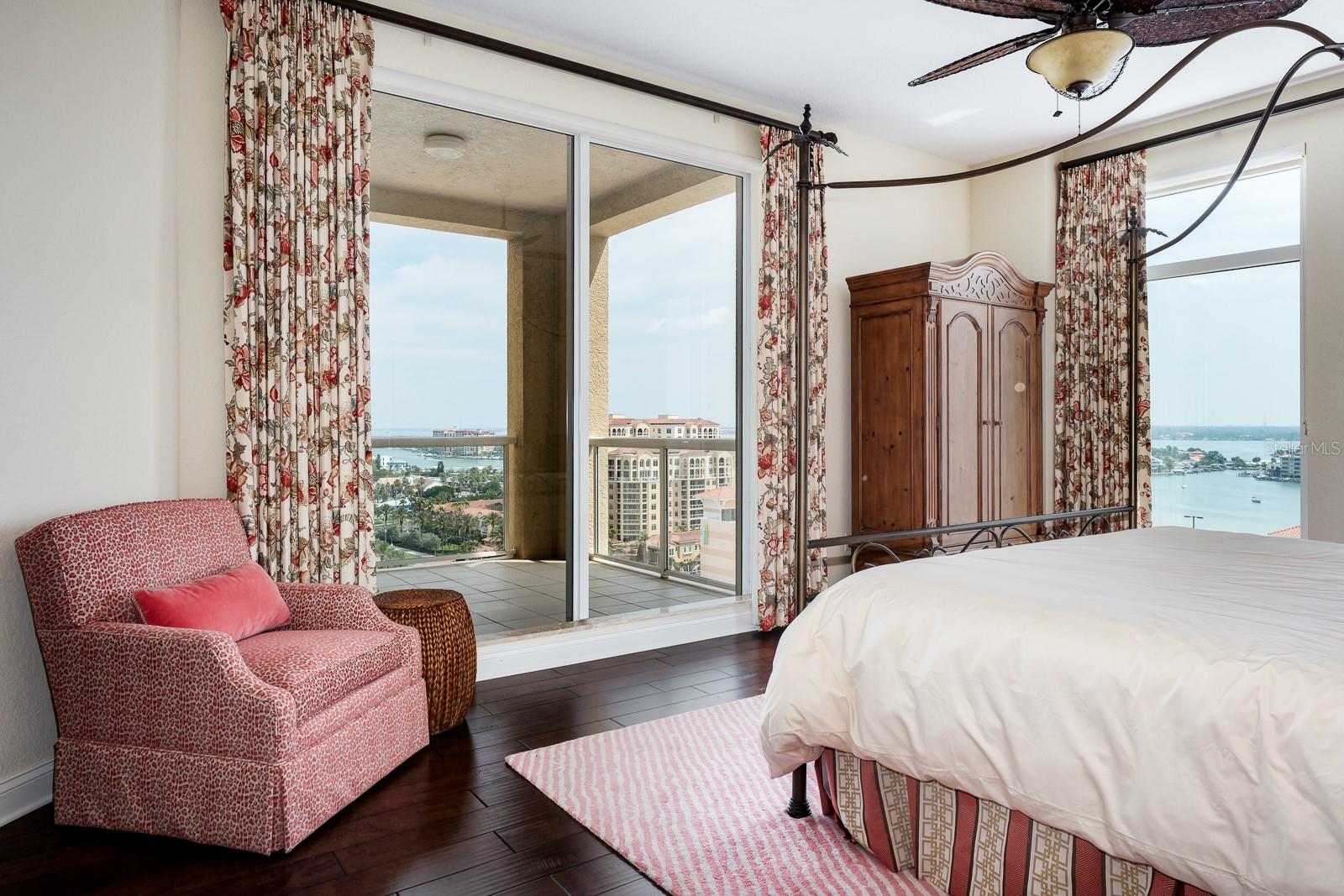 MANDALAY BEACH CLUB CONDO - Residential