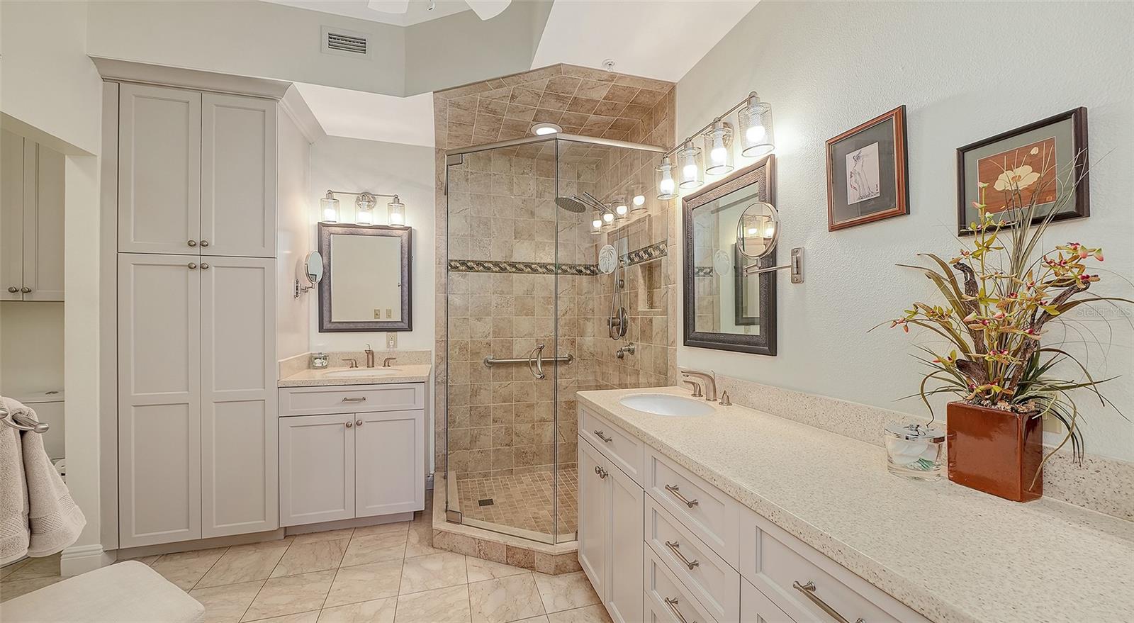EAGLES POINT AT THE LANDINGS 1 - Residential