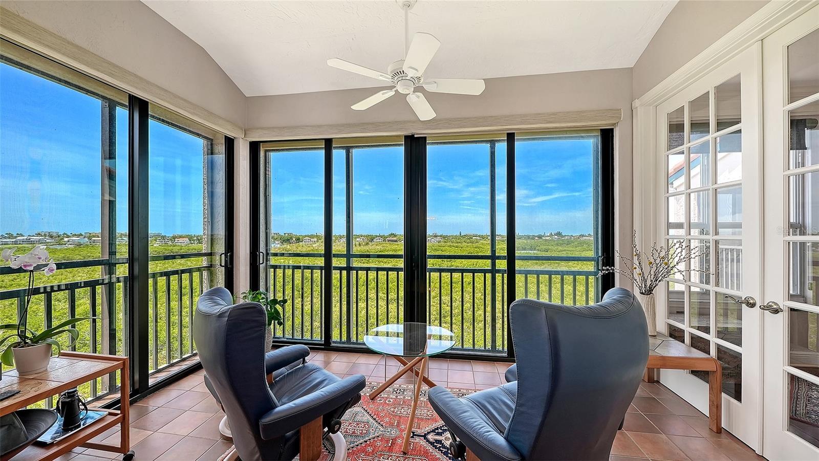 EAGLES POINT AT THE LANDINGS 1 - Residential