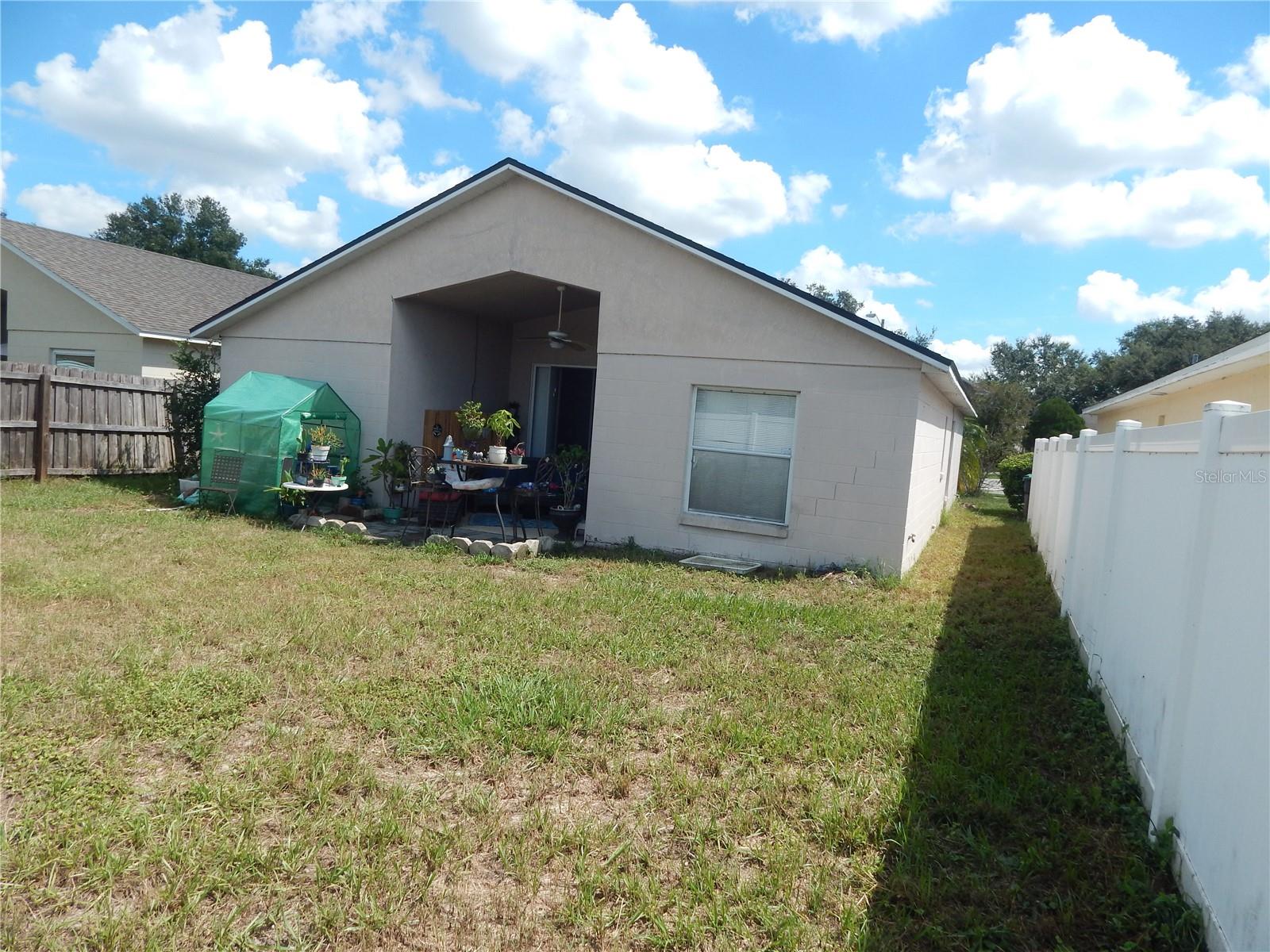 1614 RED RUFFLE COURT