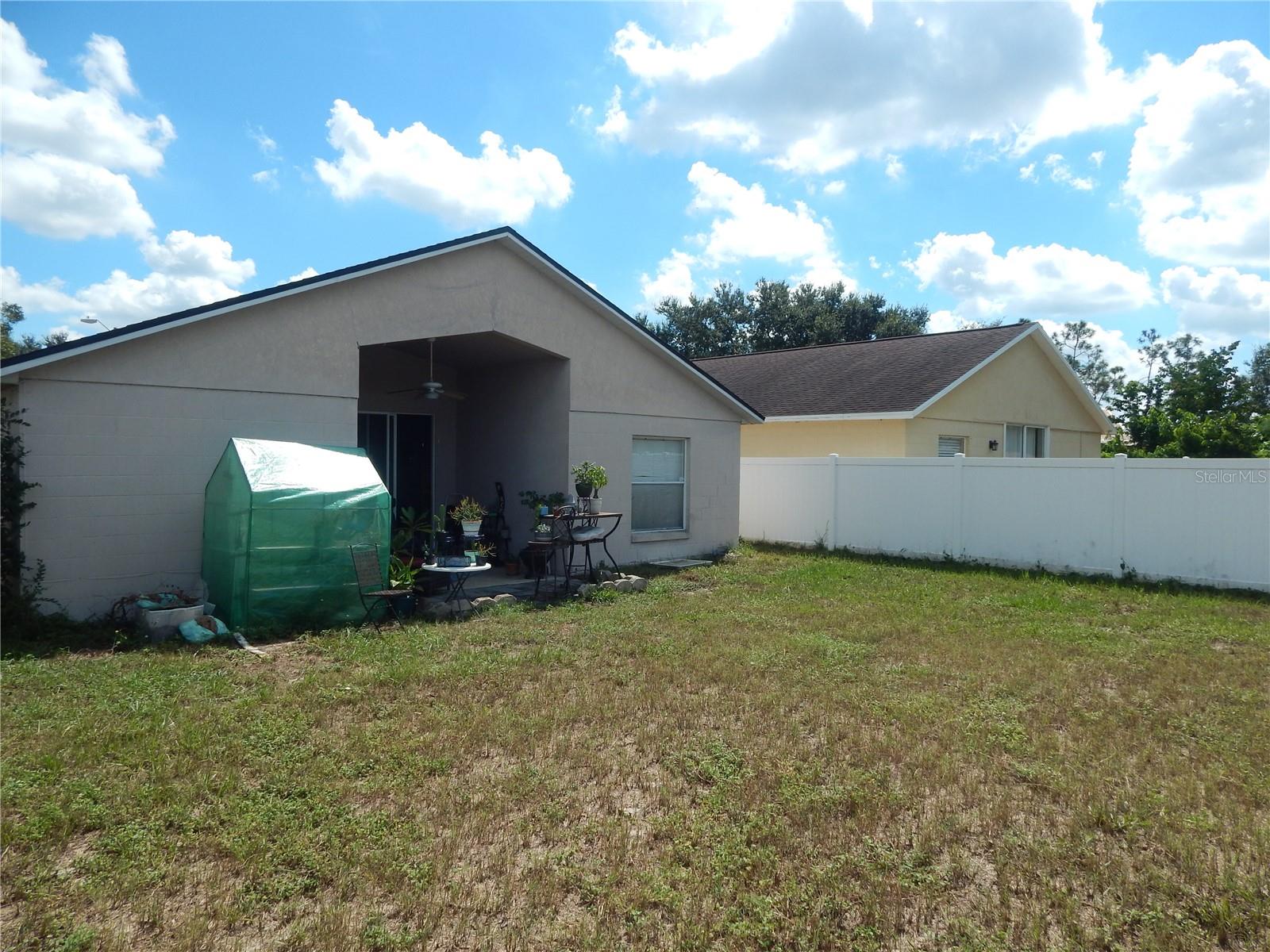 1614 RED RUFFLE COURT